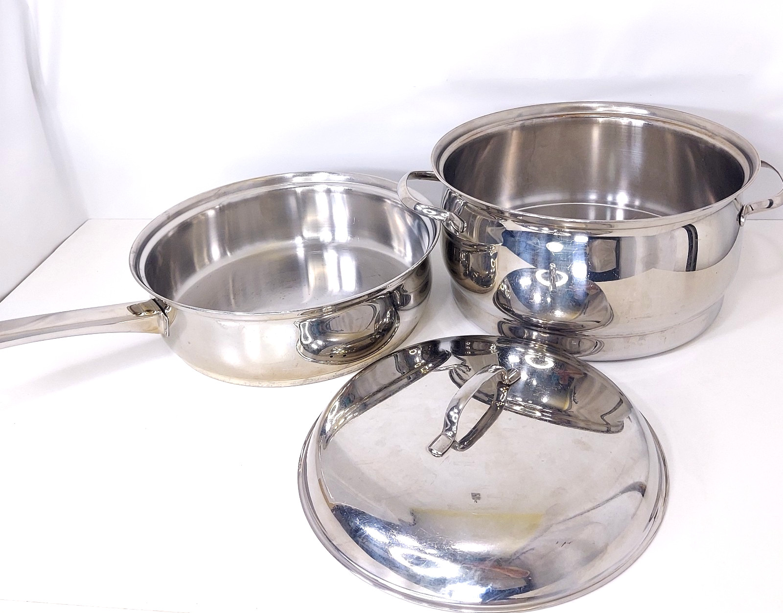 Belgique 9.5 In Frying Pan Skillet Stainless Steel Steamer Pot and Lid Fits Both