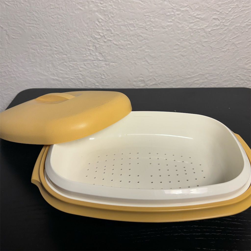 Vintage Tupperware Harvest Gold 3 piece Steamer