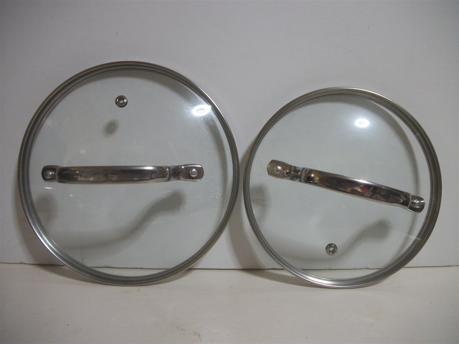 Food Network Saucepans 1 1/2 Qt, 2 1/2 Qt w Glass Lids Non Stick Graphite