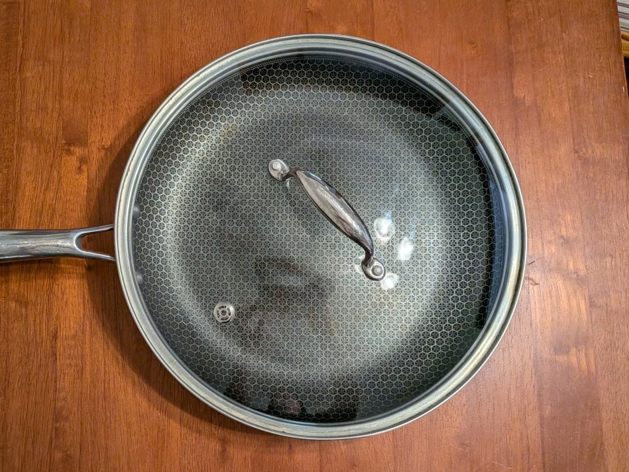 HexClad 12″ Hybrid Fry Pan with Lid