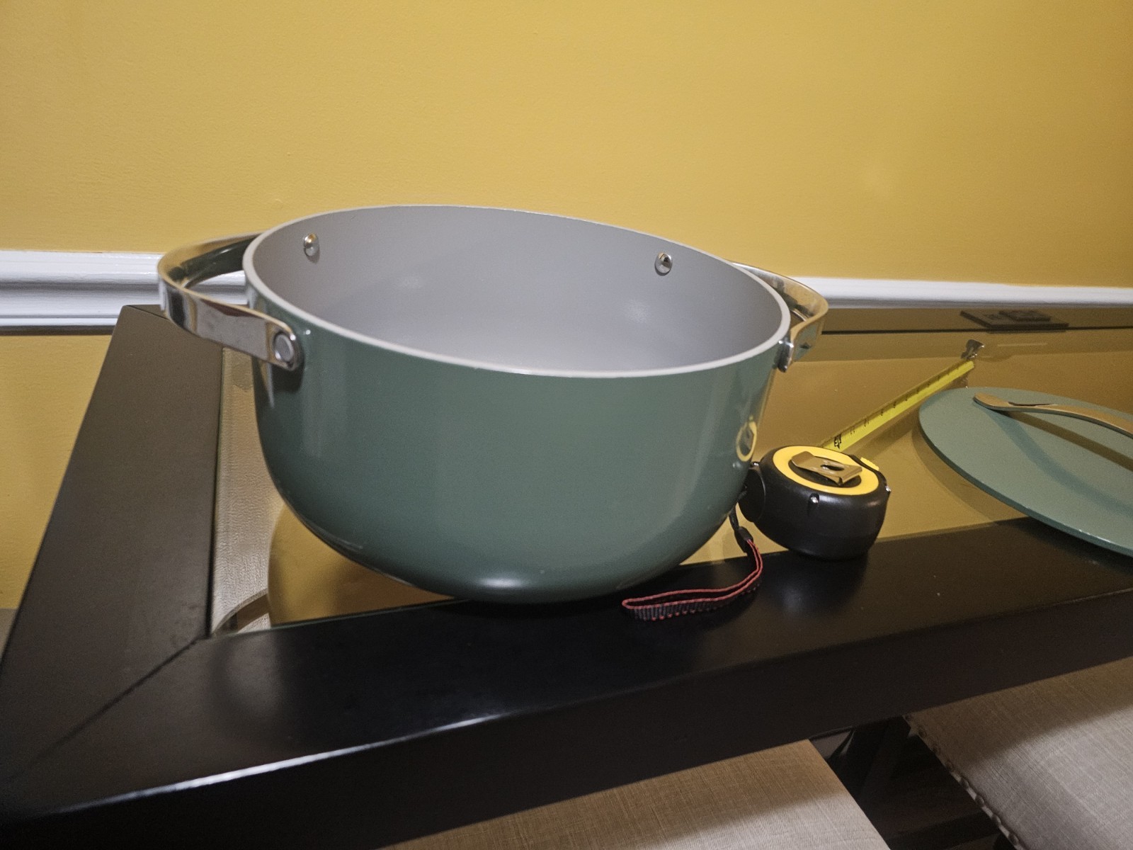 CARAWAY Nonstick Ceramic Sage Green Dutch Oven Pot 6.5 Qt Non Toxic