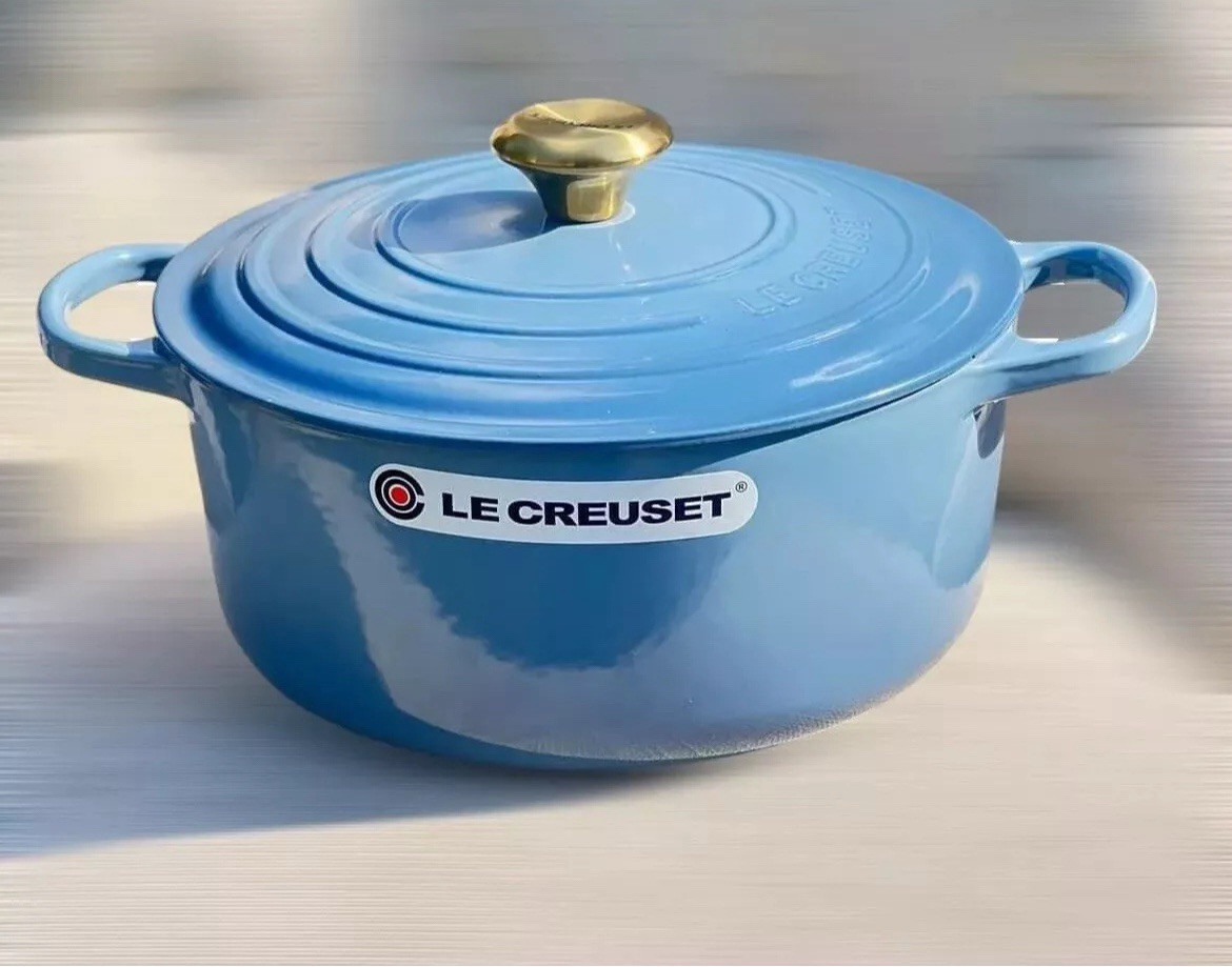 NEW Le Creuset Signature 5.5 Qt. Chambray Blue Dutch Oven # 26 FRANCE