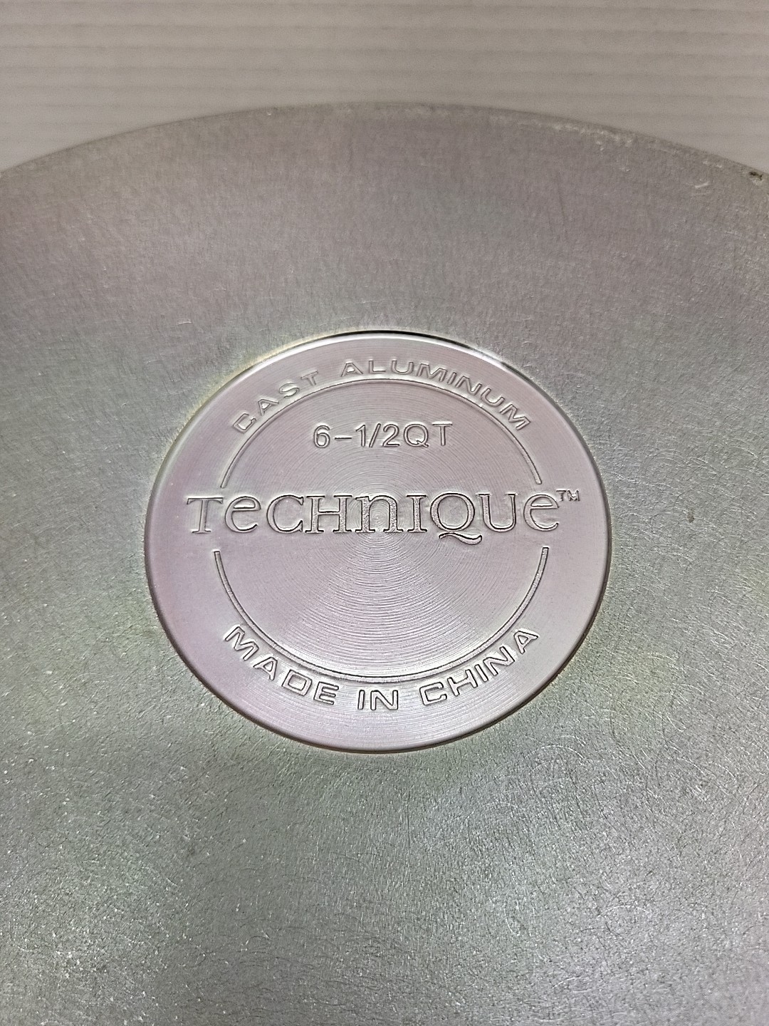 Technique Cast Aluminum 6 1/2 qt Dutch Oven Stovetop Smoker Roaster Inserts Lid