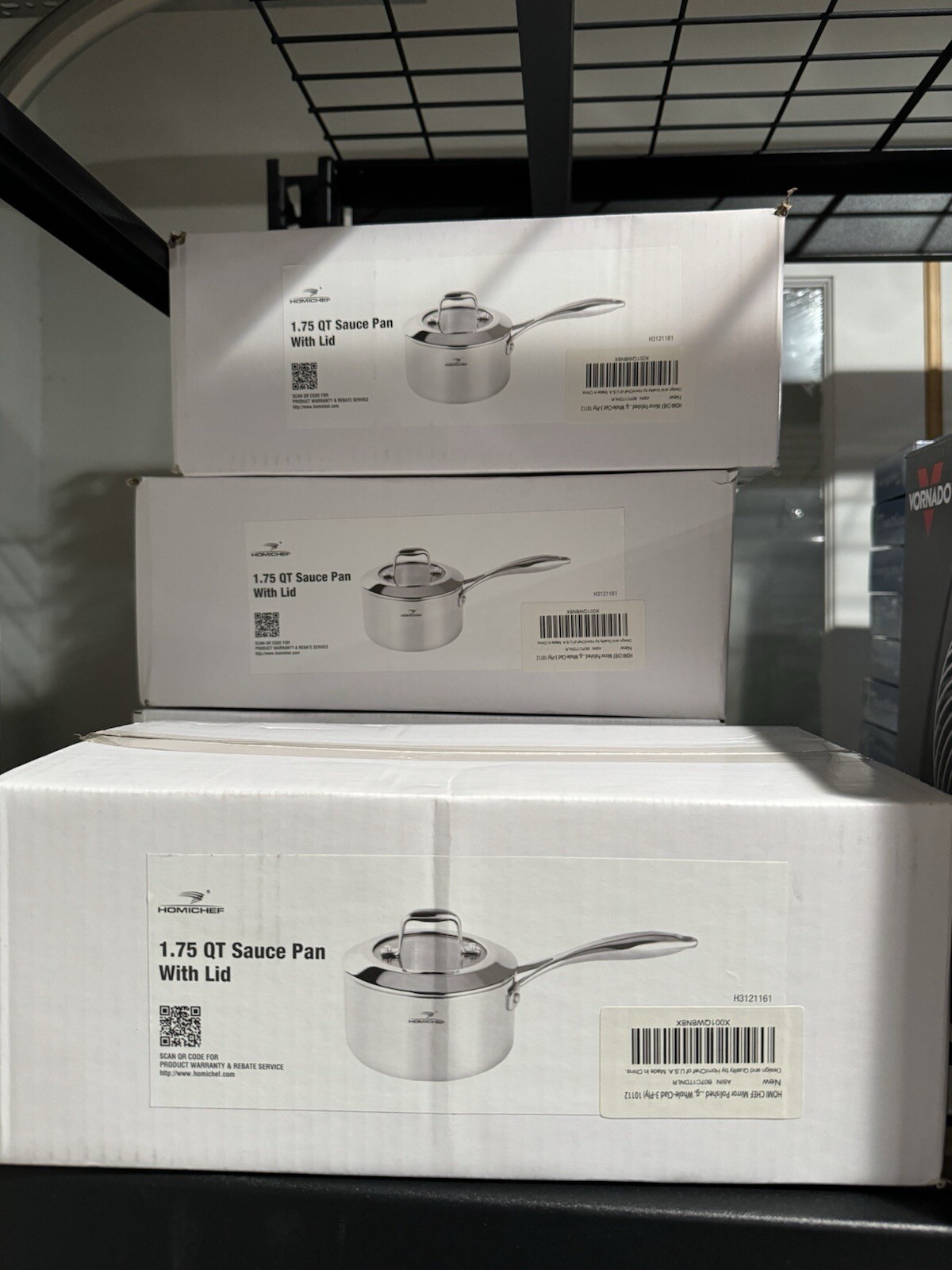 Homi Chef Mirror Polished Stainless Steel 1.75 Qt Sauce Pan With Lid 3-Ply