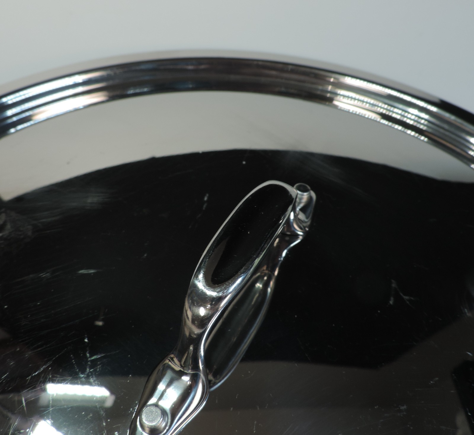 ALL-CLAD POLISHED STAINLESS STEEL PAN LID (13.75 OD, 12.75″ID) squared edge