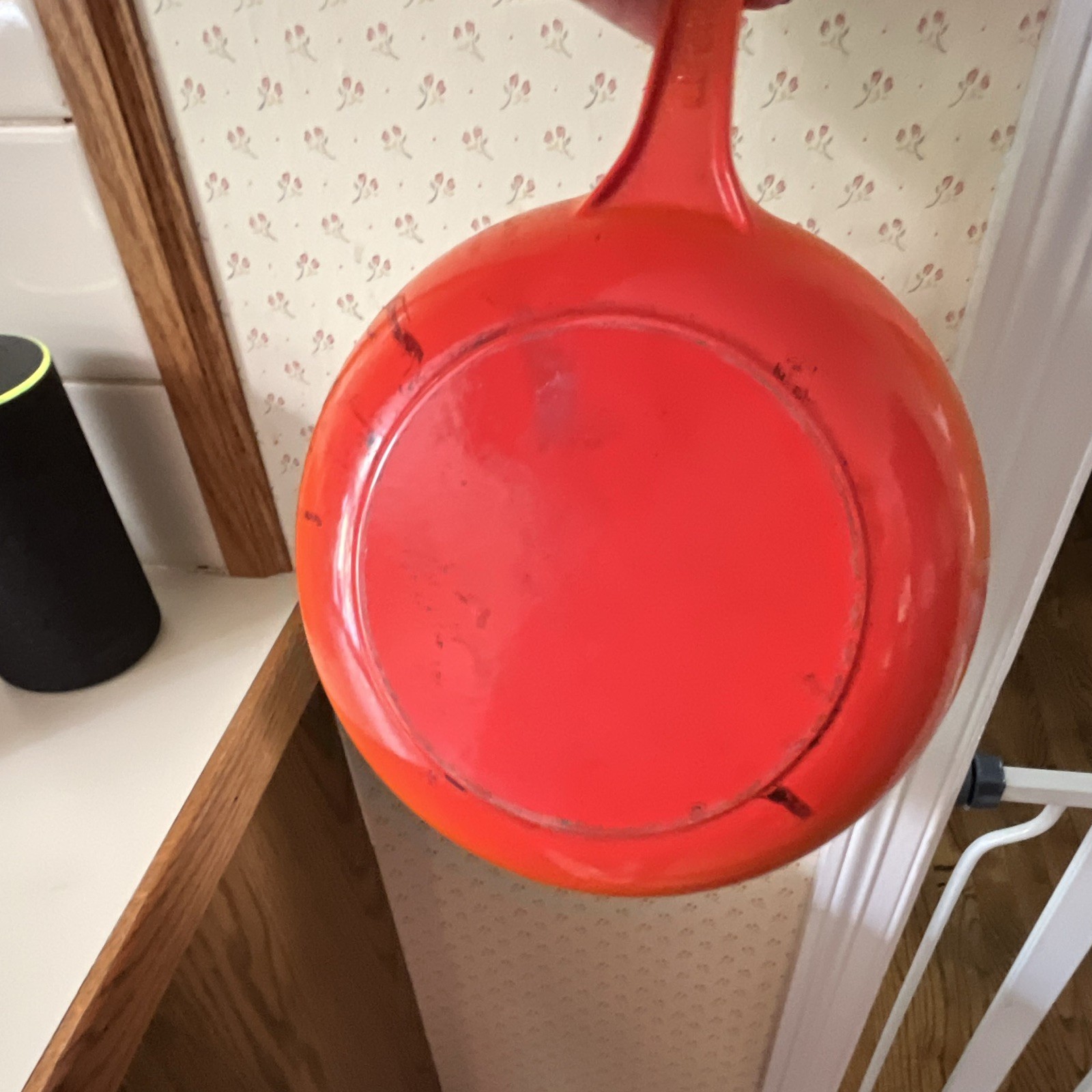 Le Creuset Signature Orange Enameled Cast Iron 10in Frying Pan Long Handle