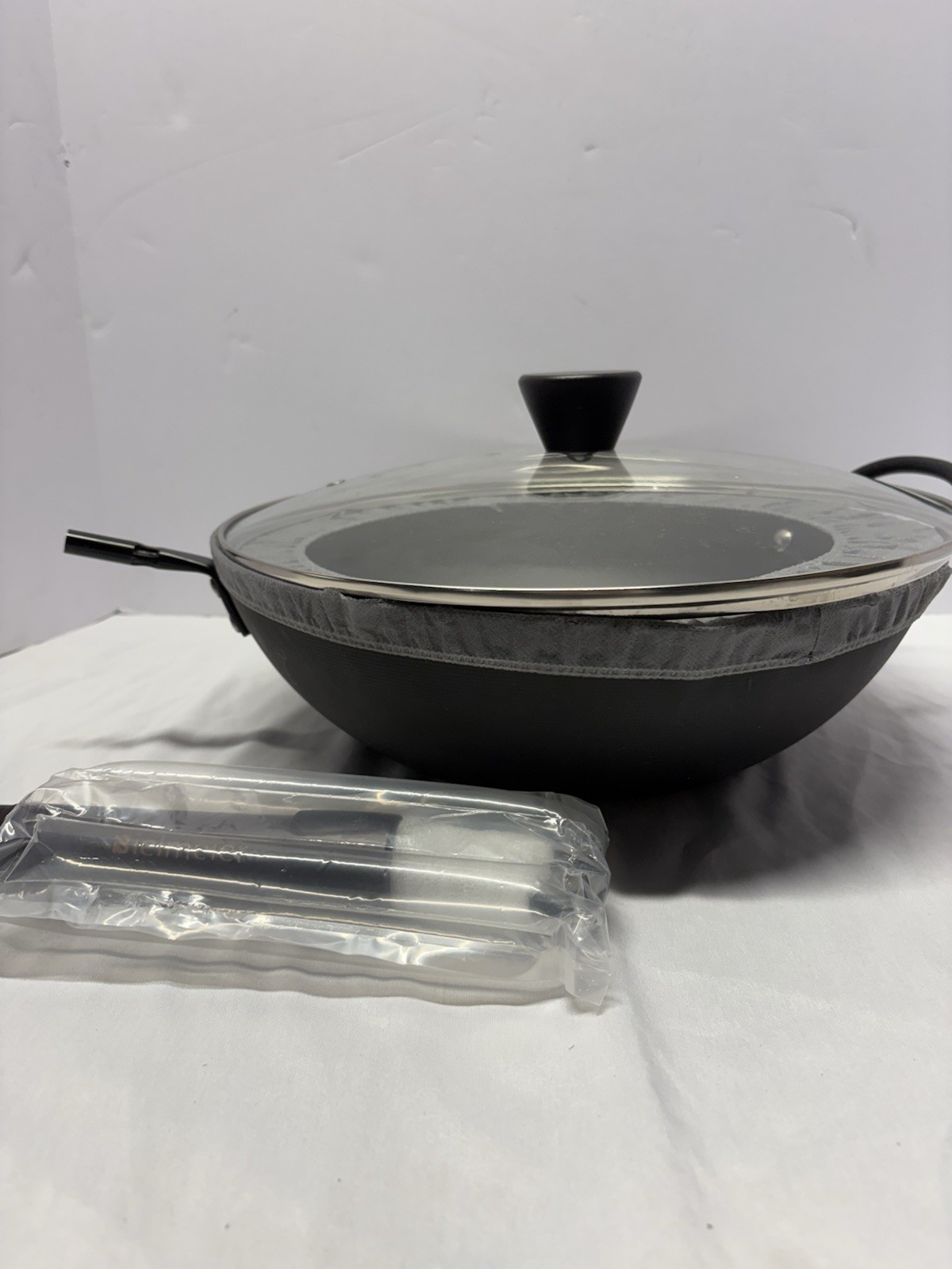 12-inch, Carbon Steel, Wok With Lid, Black Matte