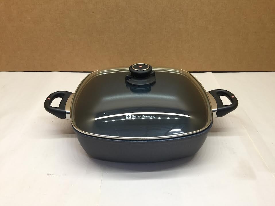 Swiss Diamond 11″x11″ 5Qt Square Casserole Pan HD Nonstick Induction