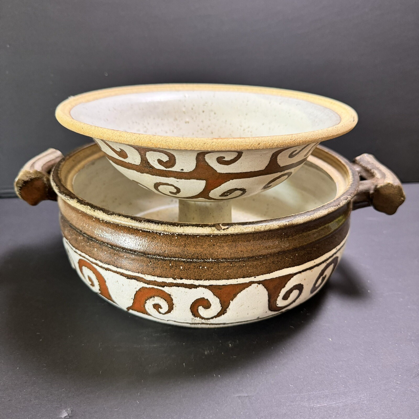 Vtg Stoneware Earthenware Clay Steam Baking Dish Brown Signed Studio Pottery