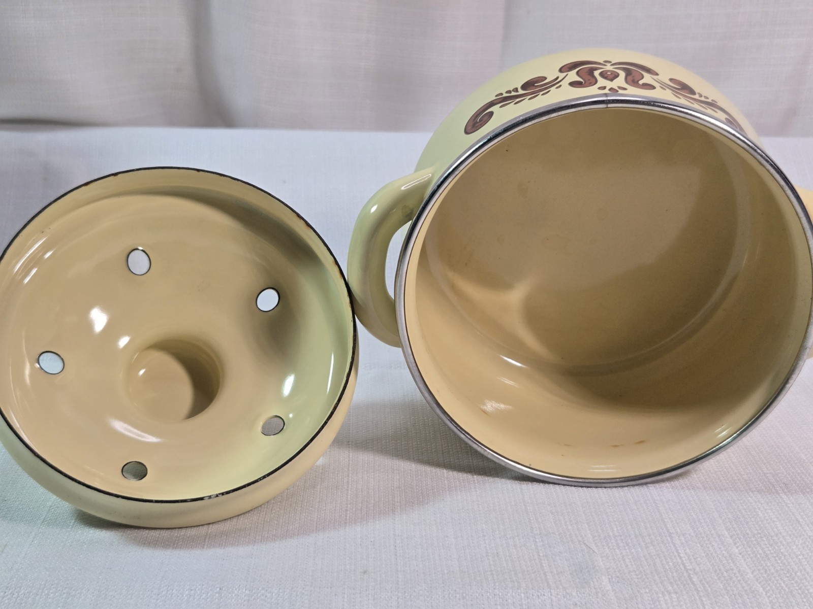 Pfaltzgraff Metal Potpourri Pot Village Pattern Vintage S5403