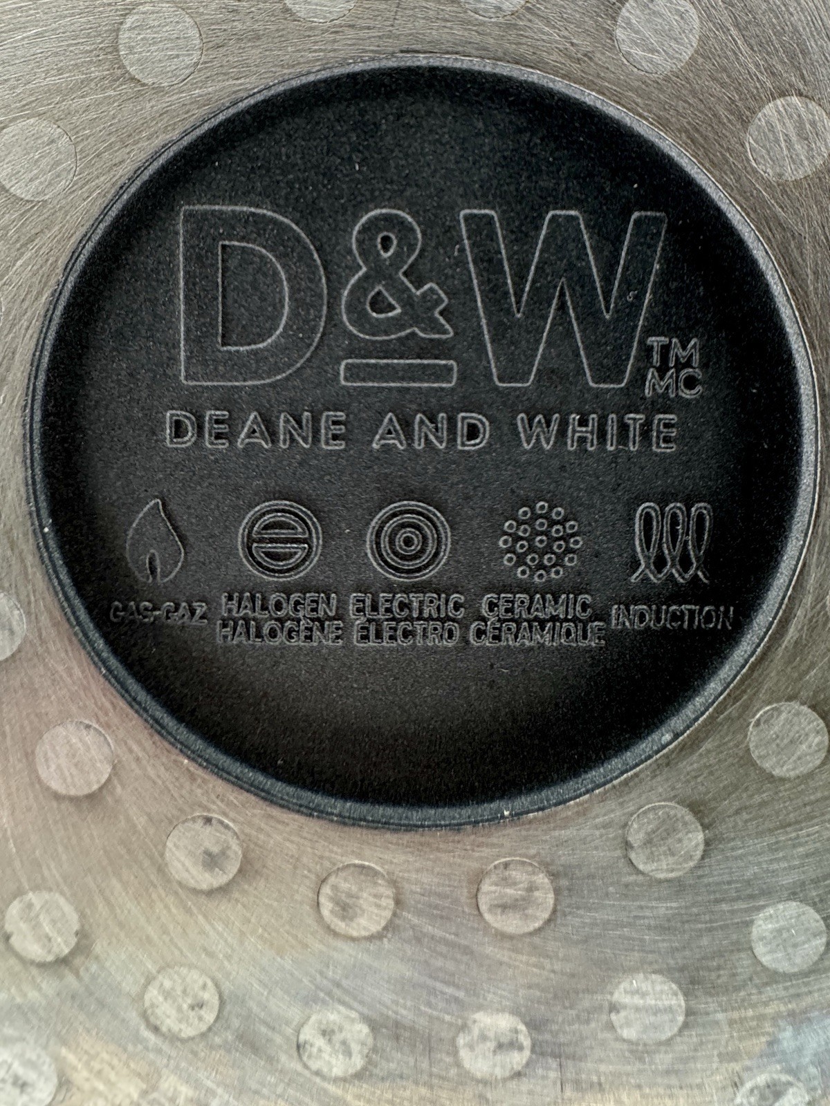 D&W Deane & White 11″ NonstickLow Casserole Pan wLid Wood Effect Handle 4.2qt
