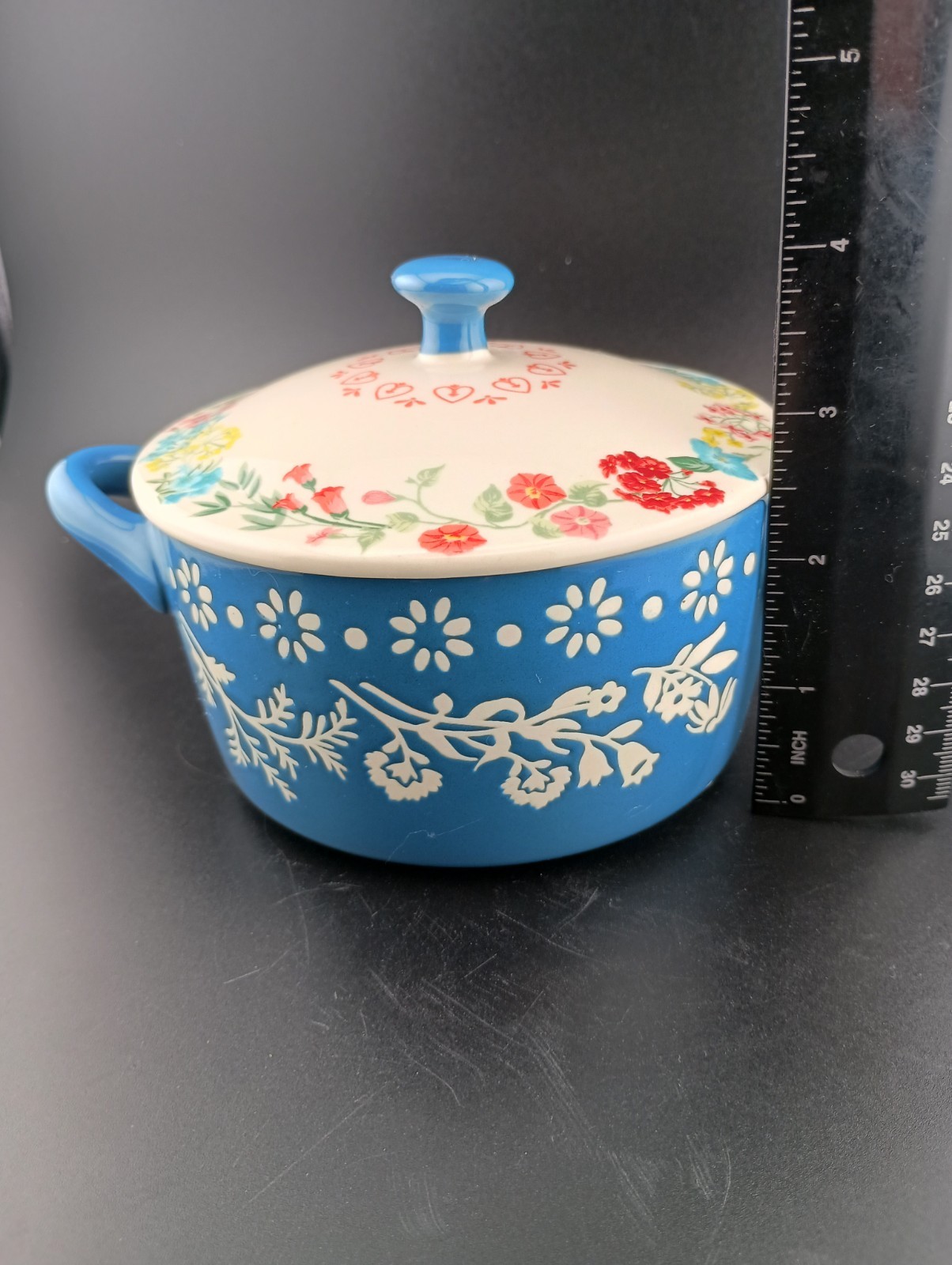 Pioneer Woman Fancy Flourish Mini Cocotte with Lid 16 oz 4.5 In Diameter