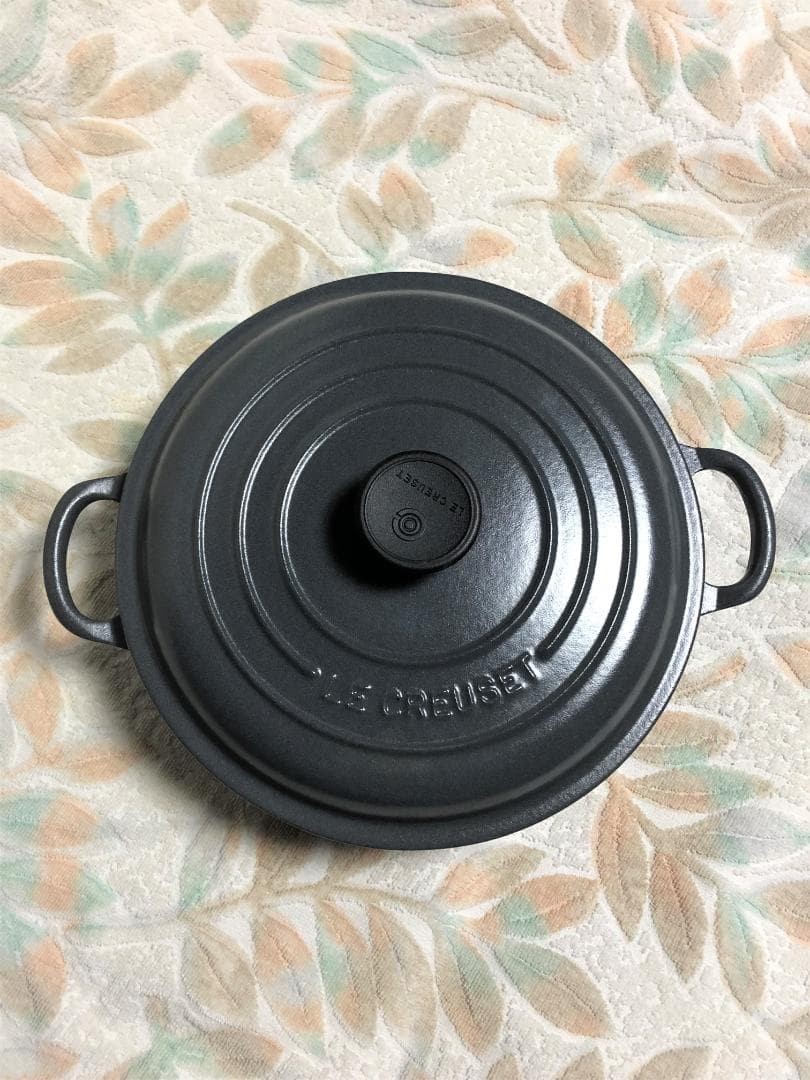 Le Creuset 22cm Buffet Casserole Granite Cast Iron Pot with Box