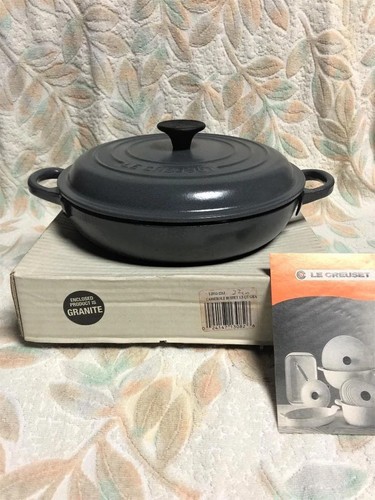 Le Creuset 22cm Buffet Casserole Granite Cast Iron Pot with Box