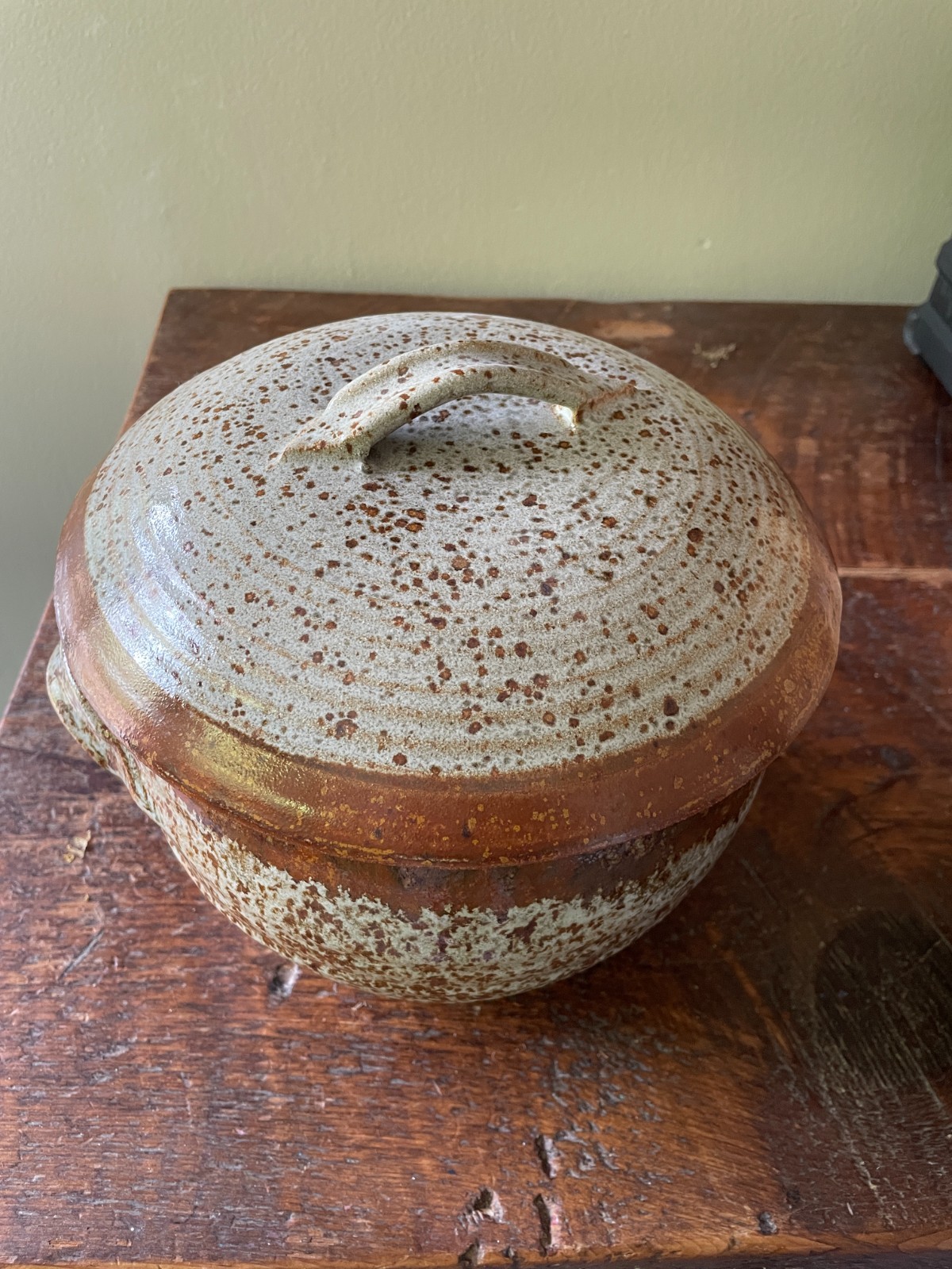 Tan Speckled Ceramic Stoneware Pot Central Chimney Steamer Pottery