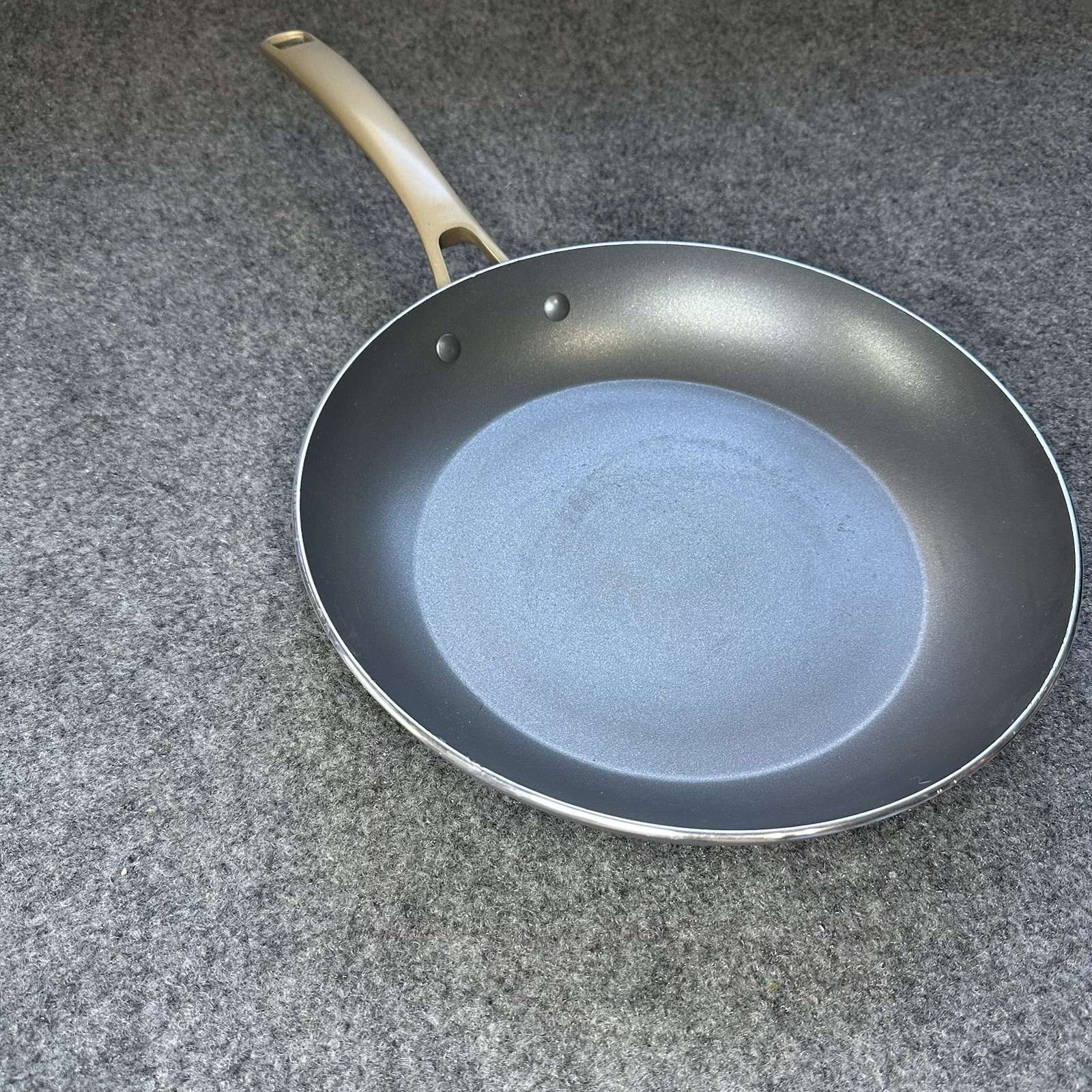 BEAUTIFUL BY DREW BARRYMORE 11″ Stir Fry Pan – Grey Smoke – NOB – 2128 – 27.9cm