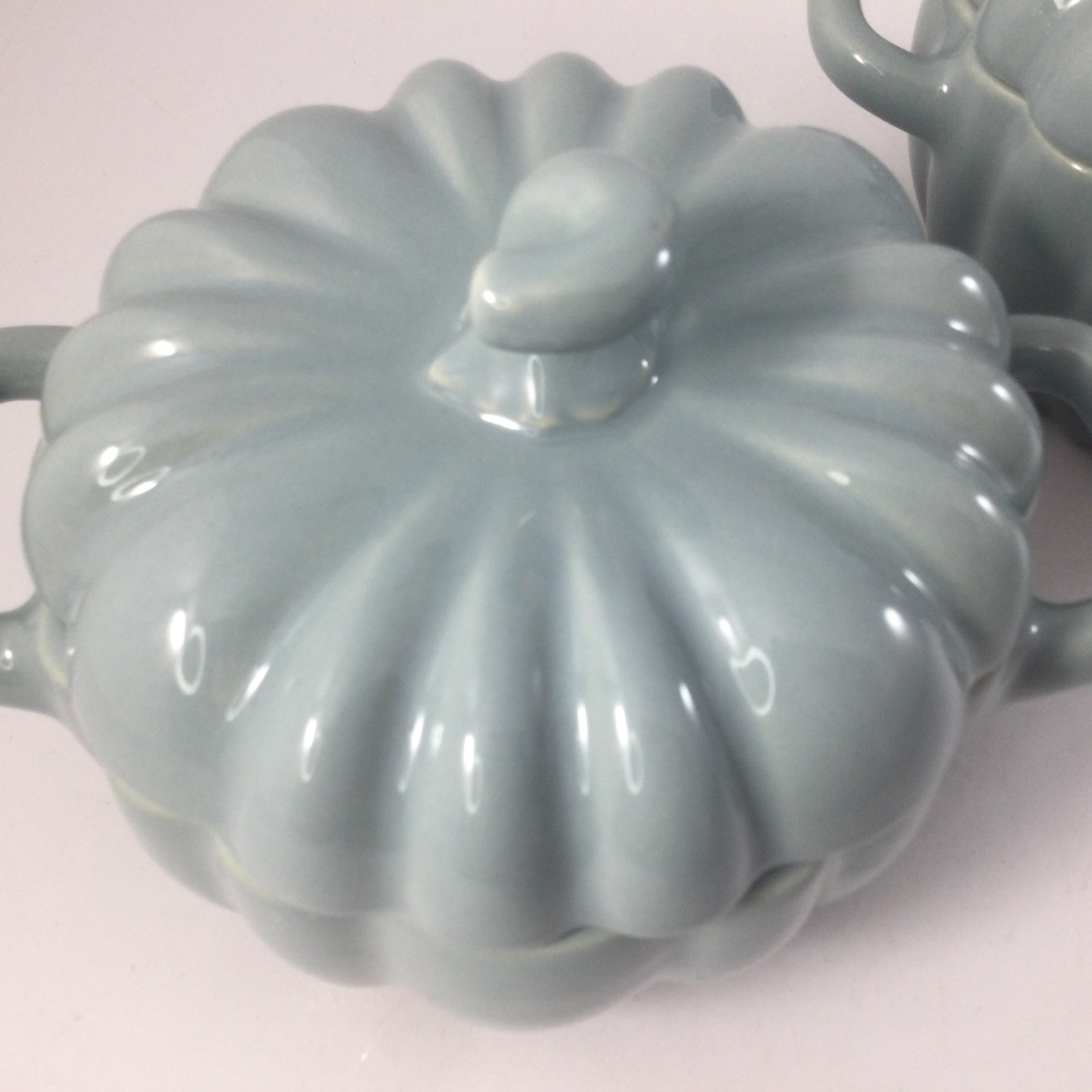 Crofton Mini Pumpkin Cocotte Stoneware Dishes with Lid Blue 5″ H Set of 2 New