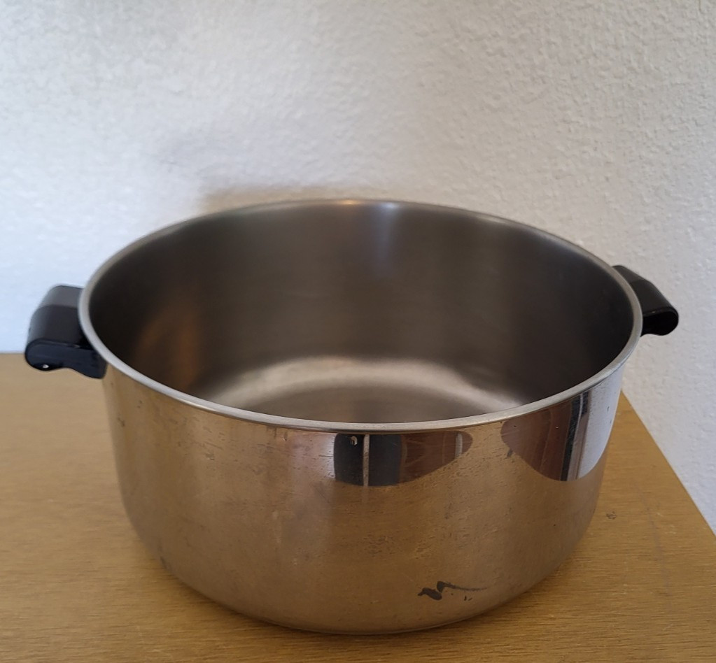 Farberware Vintage Aluminum Clad Stainless Steel 6 Qt Stock Pot – No Lid – USA