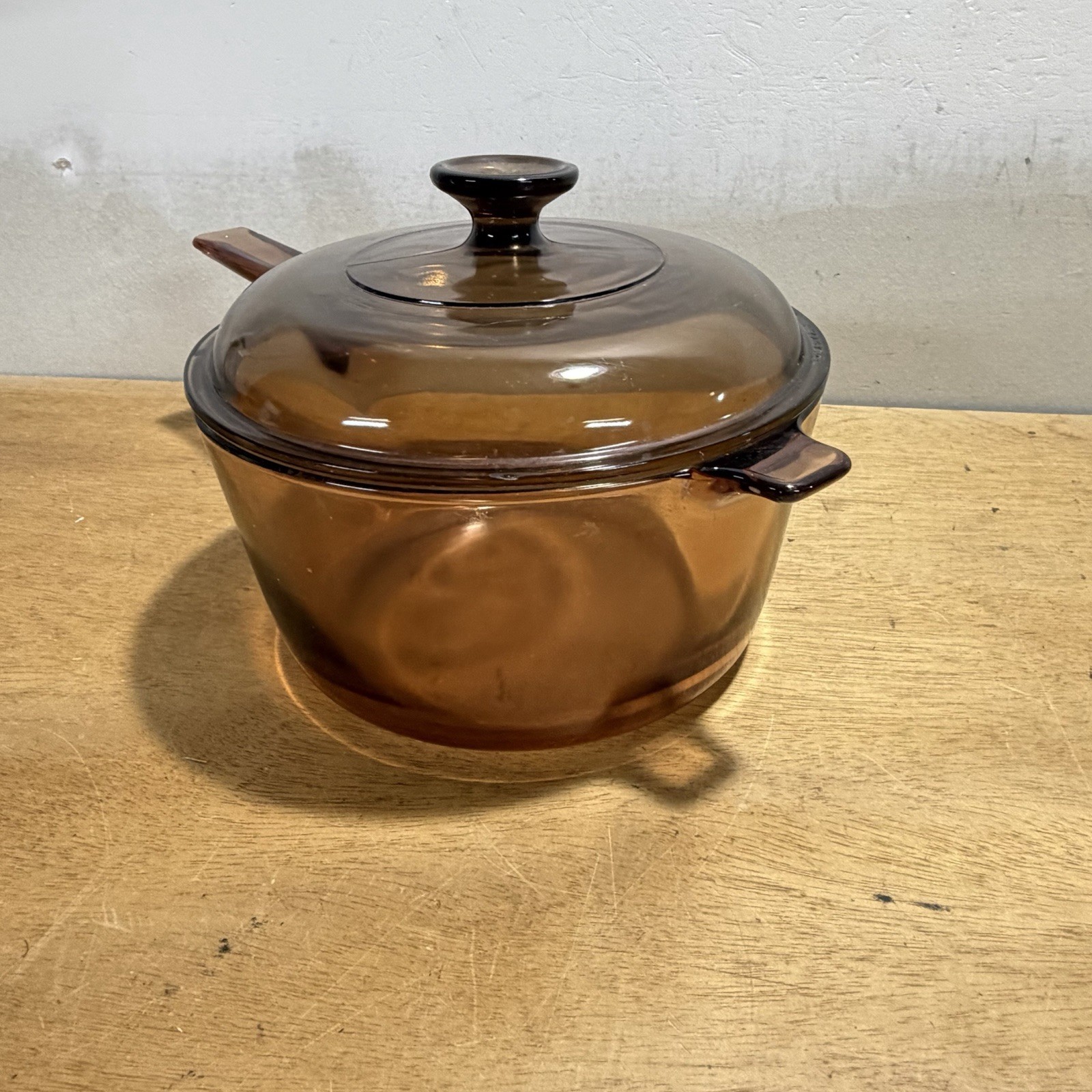 Corning Amber Vision Ware 2.5 Liter Saucepan Pot w/V-2.5-C Lid Vintage