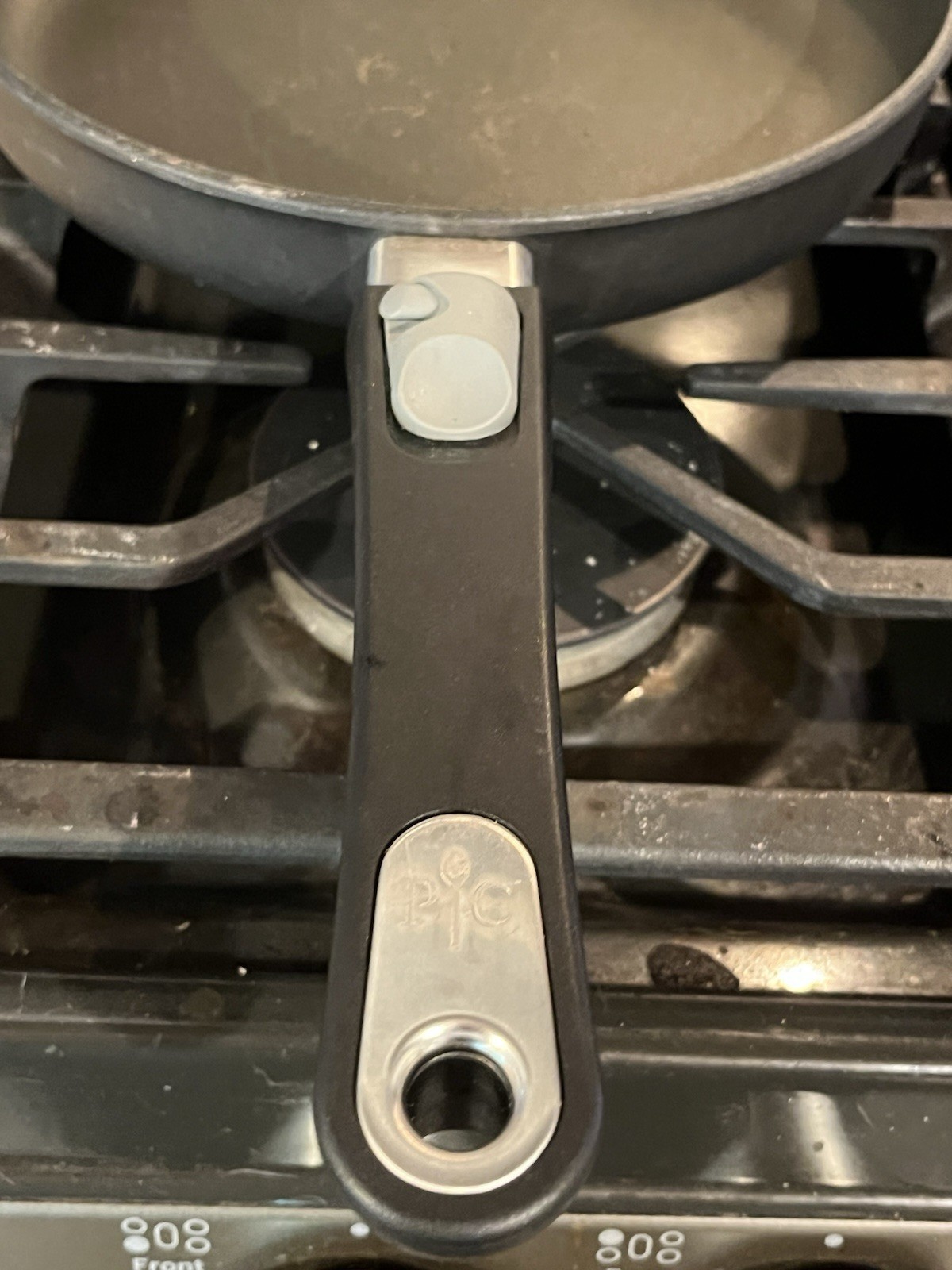 PAMPERED CHEF 9.5” Signature Series Pan w/Lid & Removable Handle. Germany READ!