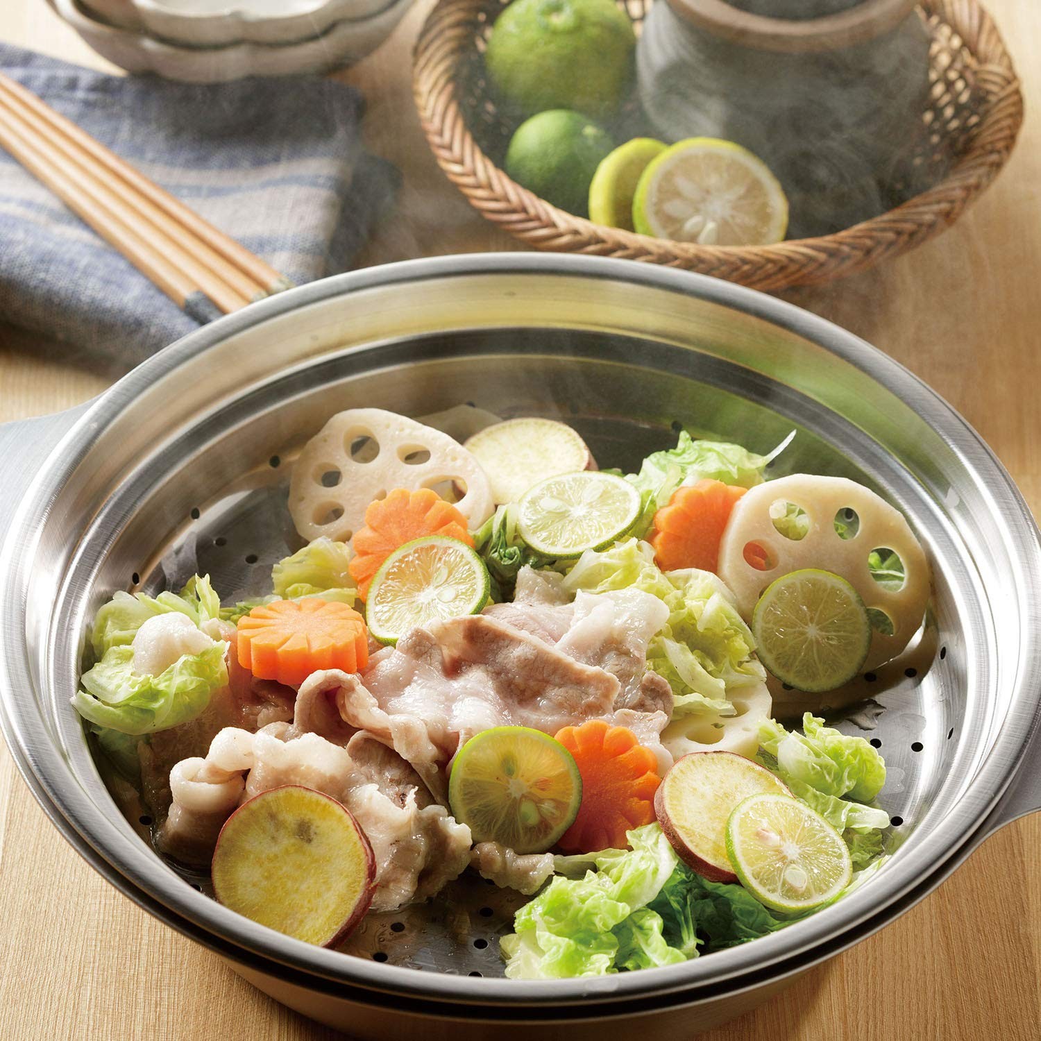 Wahei freiz Tsubame-Sanjo Stainless Steel Tabletop Pot 26cm & Steamer Set, IH Co