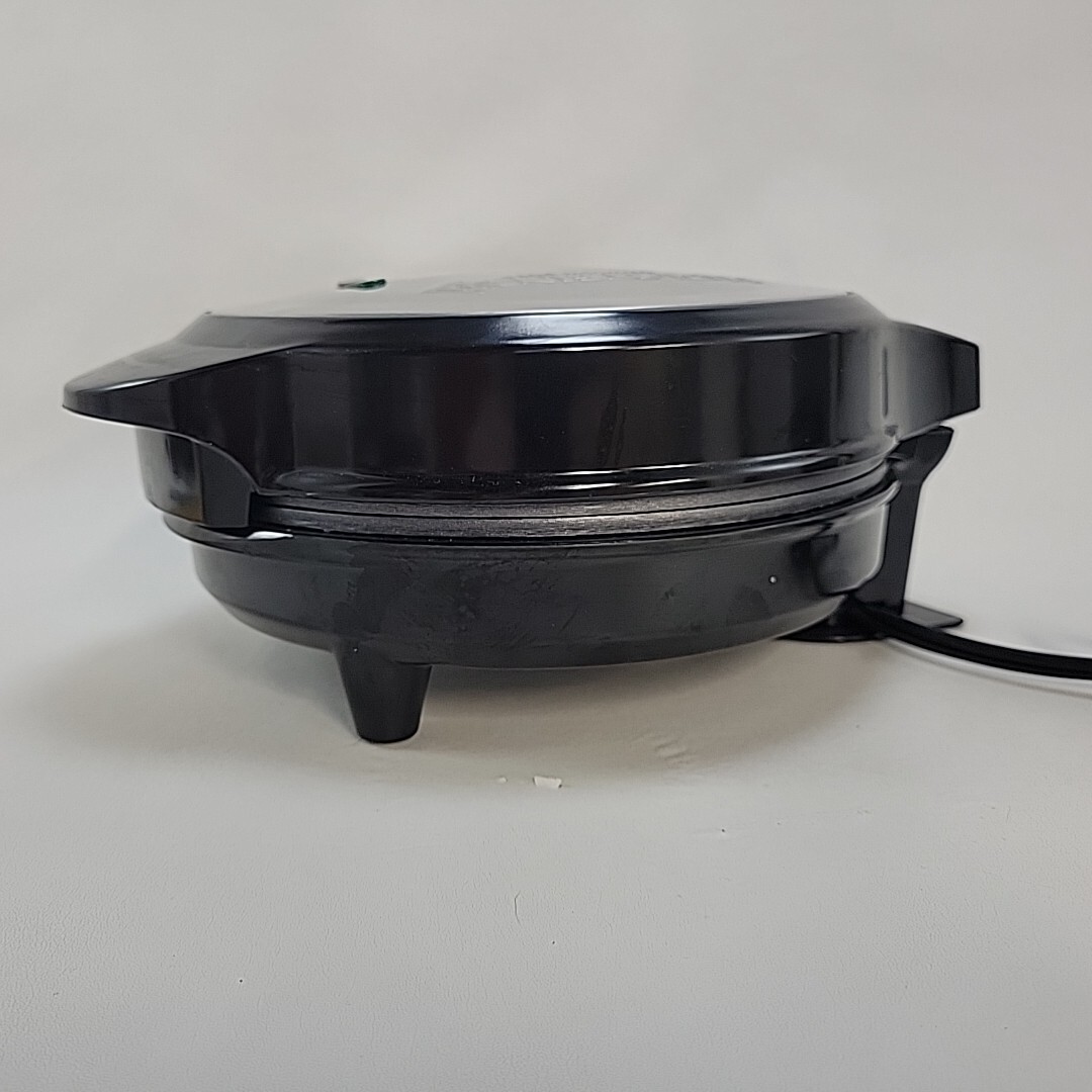 HOLSTEIN HOUSEWARES Egg Cooker Omelet Maker Stainless Steel Non-Stick 4-Eggs