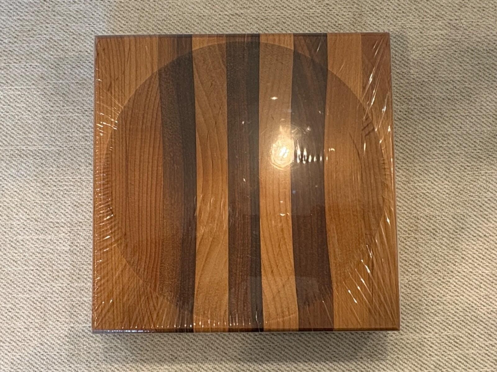 New The Ulu Factory Alaska Birch & Walnut Stripe Chopping Bowl Board 8″ Square