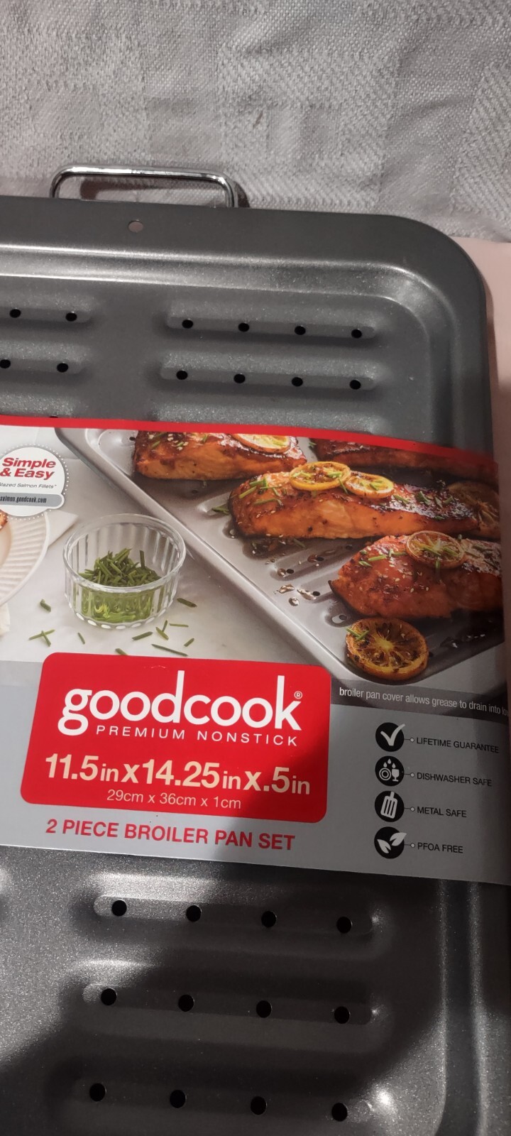 Good cook Premium Nonstick 2 Piece Broiler Pan Set used once.