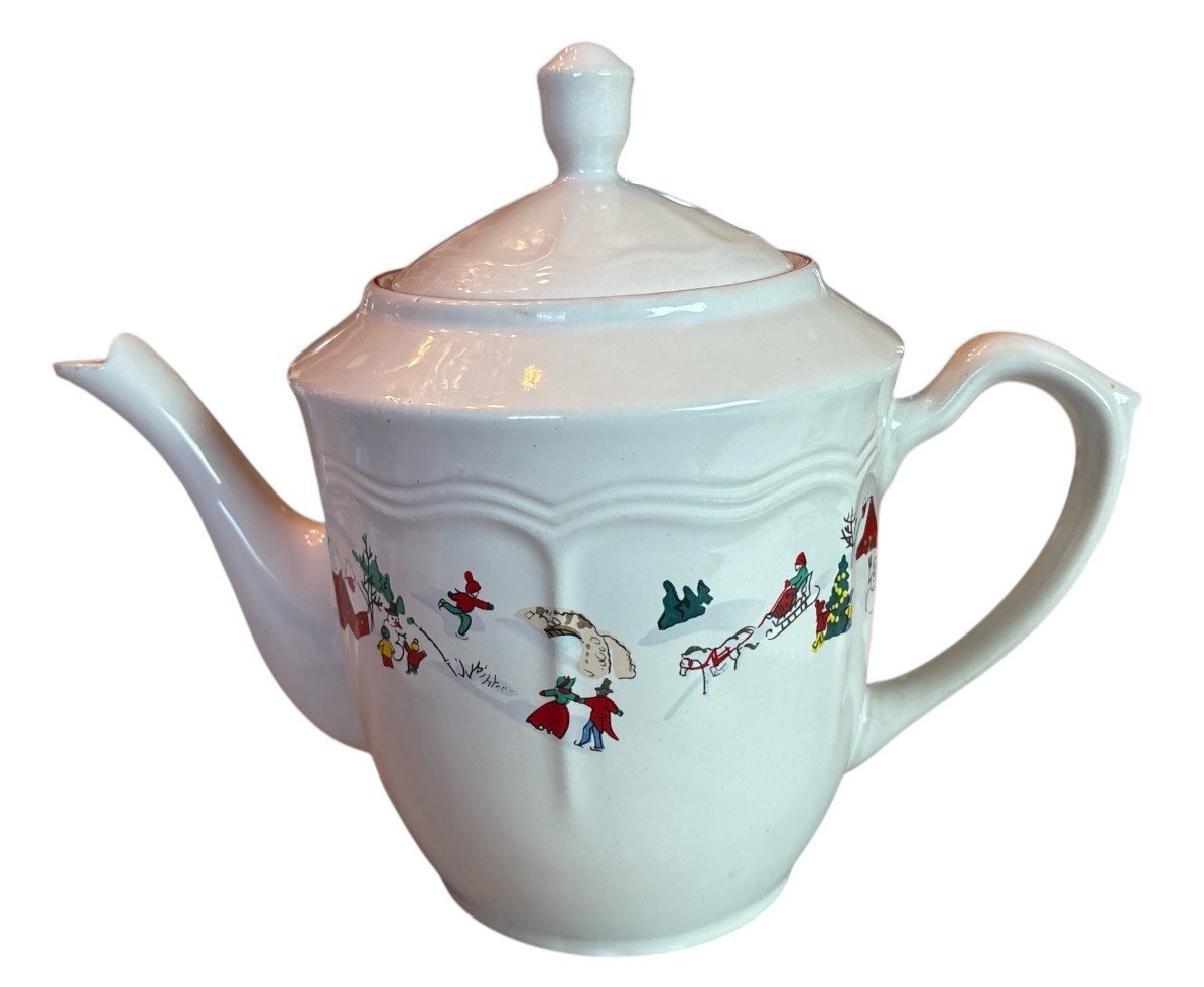 Farberware 1995 White Christmas Tea/Coffee/Chocolate Pot #391