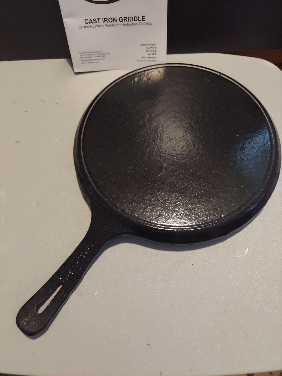 NuWave 2 pcs. Cast Iron Griddle 10.5″ Rd. & Cast Iron Grill #31104A 16.5″L