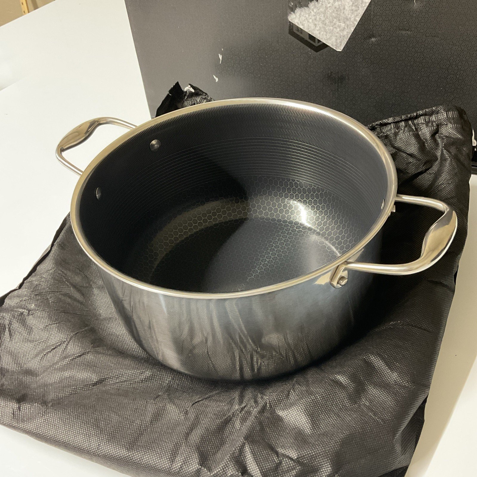 HexClad Hybrid Nonstick 6 Piece Sauce Pan Pot Cookware Set 2qt 3qt 8qt W/ Lids