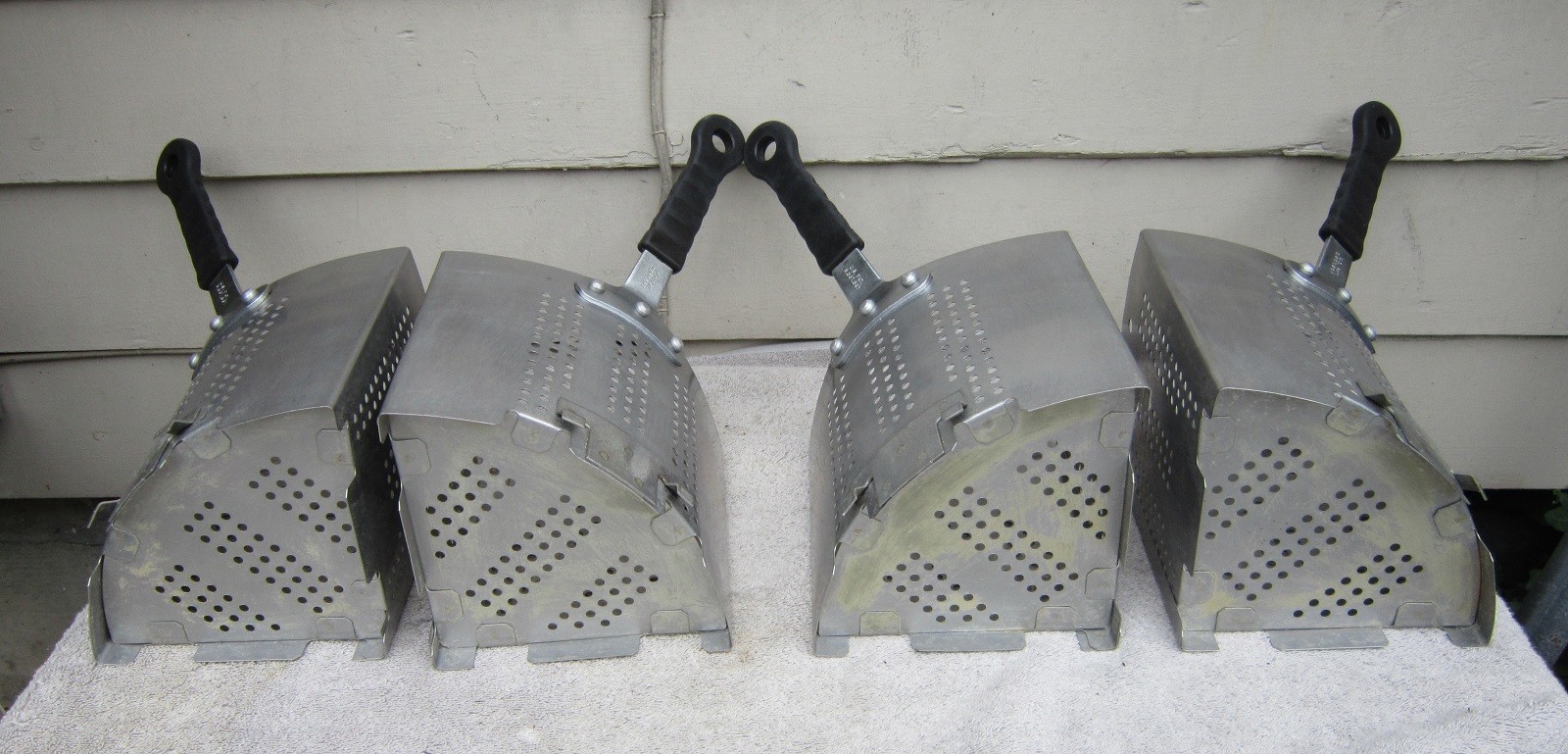 VOLLRATH 68127 18-quart PASTA or VEGGIE Cooker Set w/4 PERFORATED INSERTS