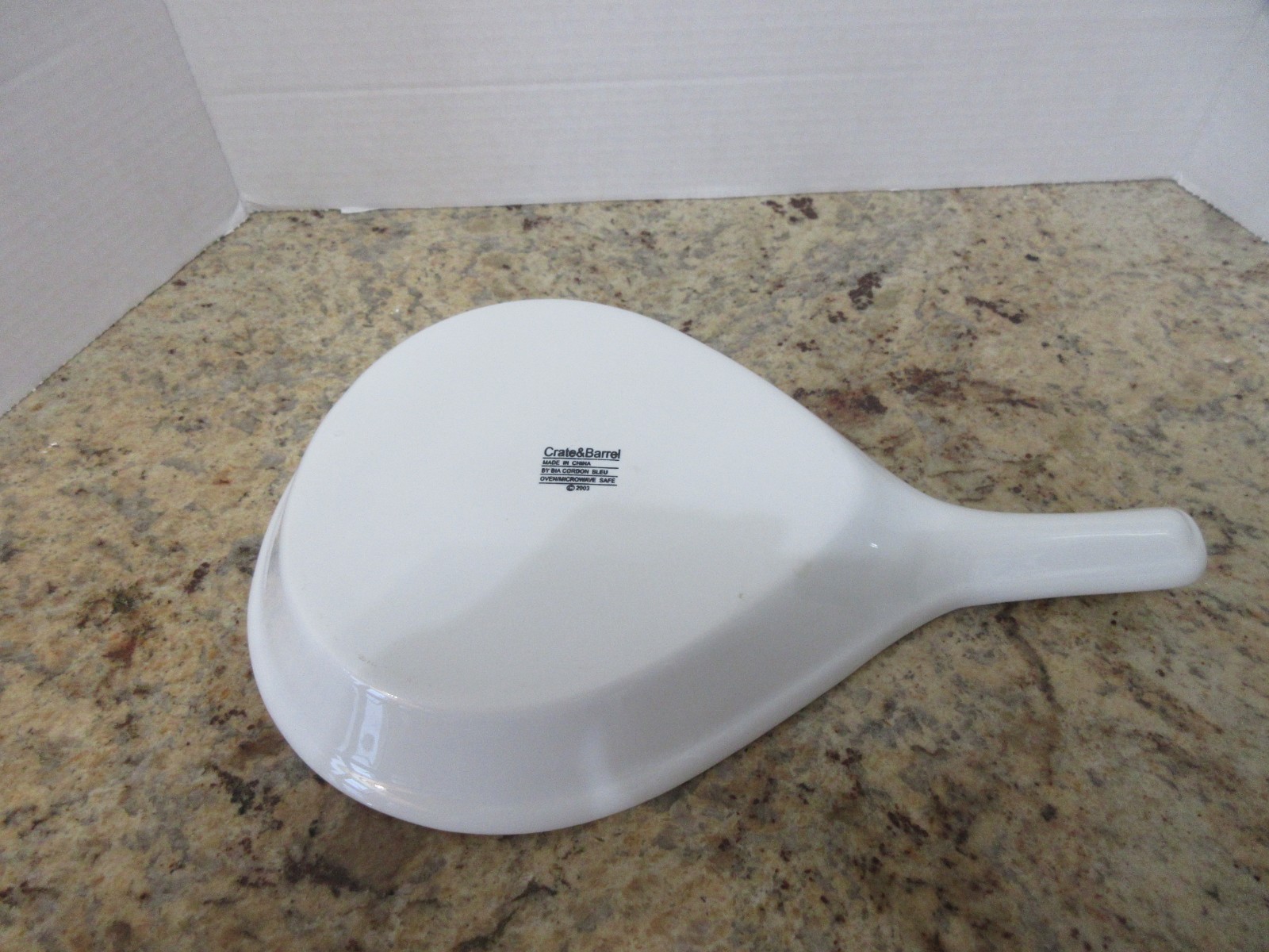 “CRATE & BARREL” by Bia Cordon Bleu Oven/Microwave Safe White Dish – Ex. Cond.