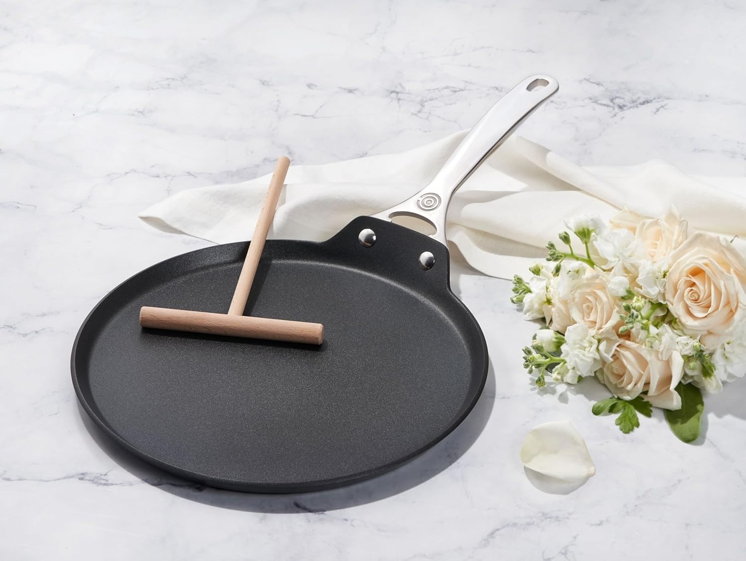 Le Creuset Toughened Nonstick PRO Crepe Pan with Rateau, 11″ NEW