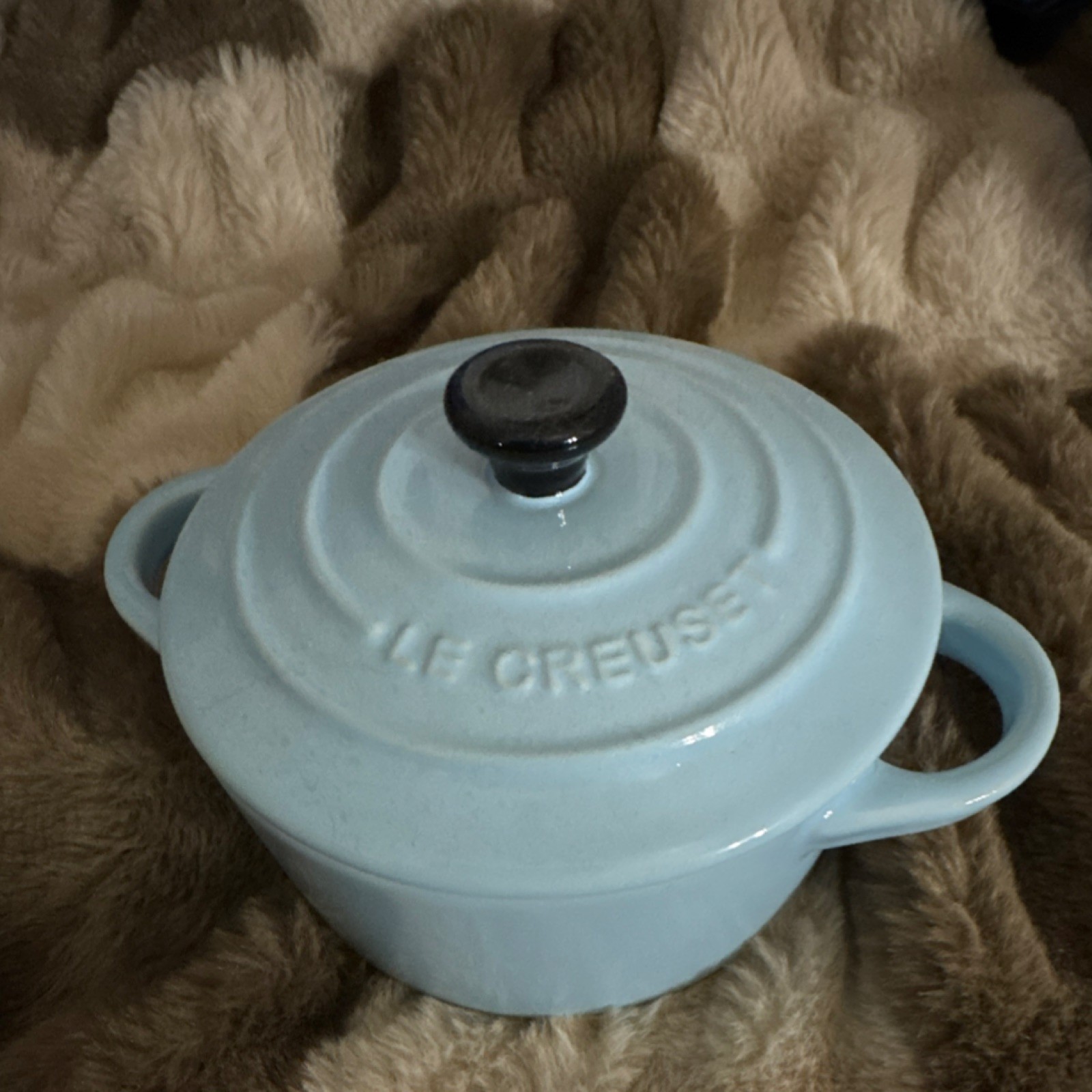 Le Creuset Round Cocotte 10cm Sky Blue Stoneware Ceramic With Lid 500°F