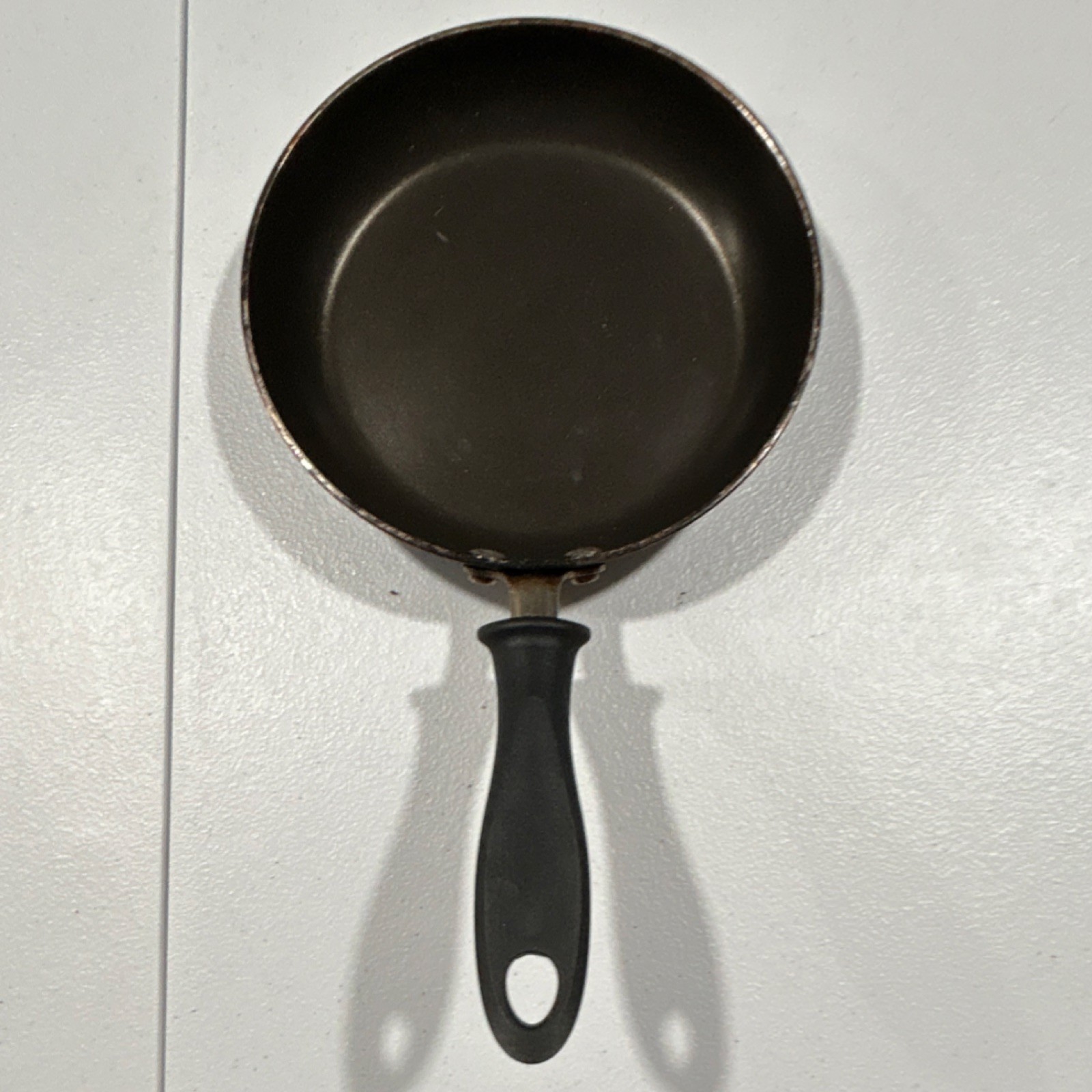 Non-Stick Small Black Saucepan with Long Handle for Electric Gas Stoves