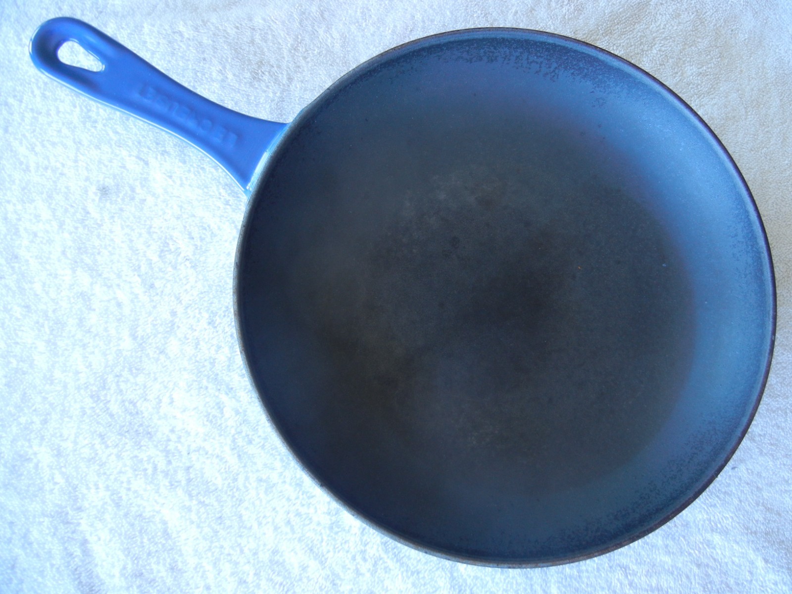 Vintage Le Creuset Blue Cast Iron Enamel 9-3/4″ Shallow Skillet Frying Pan