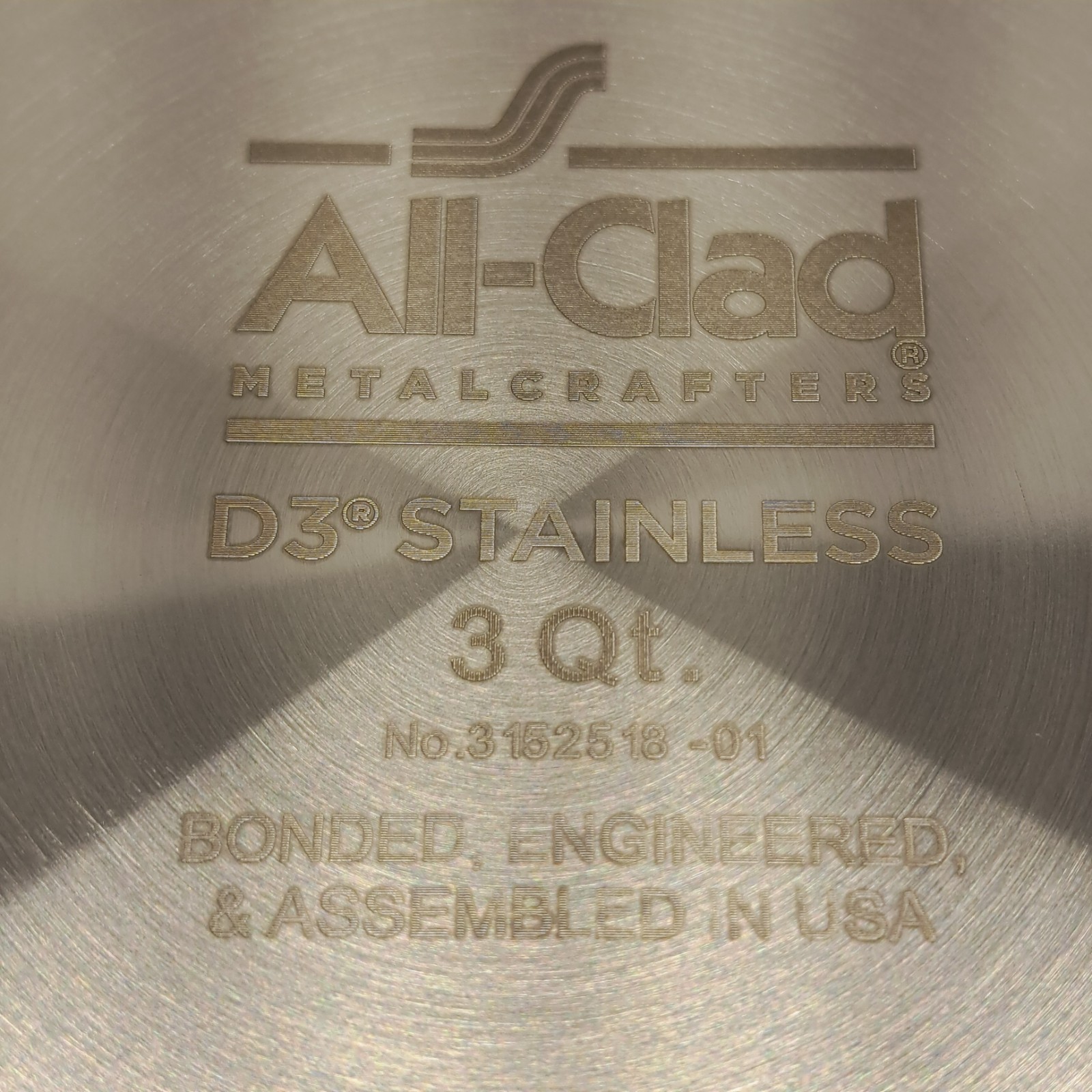 All-Clad D3 Stainless 3 Qt Sauce Pan with Matching Lid – NEVER USED