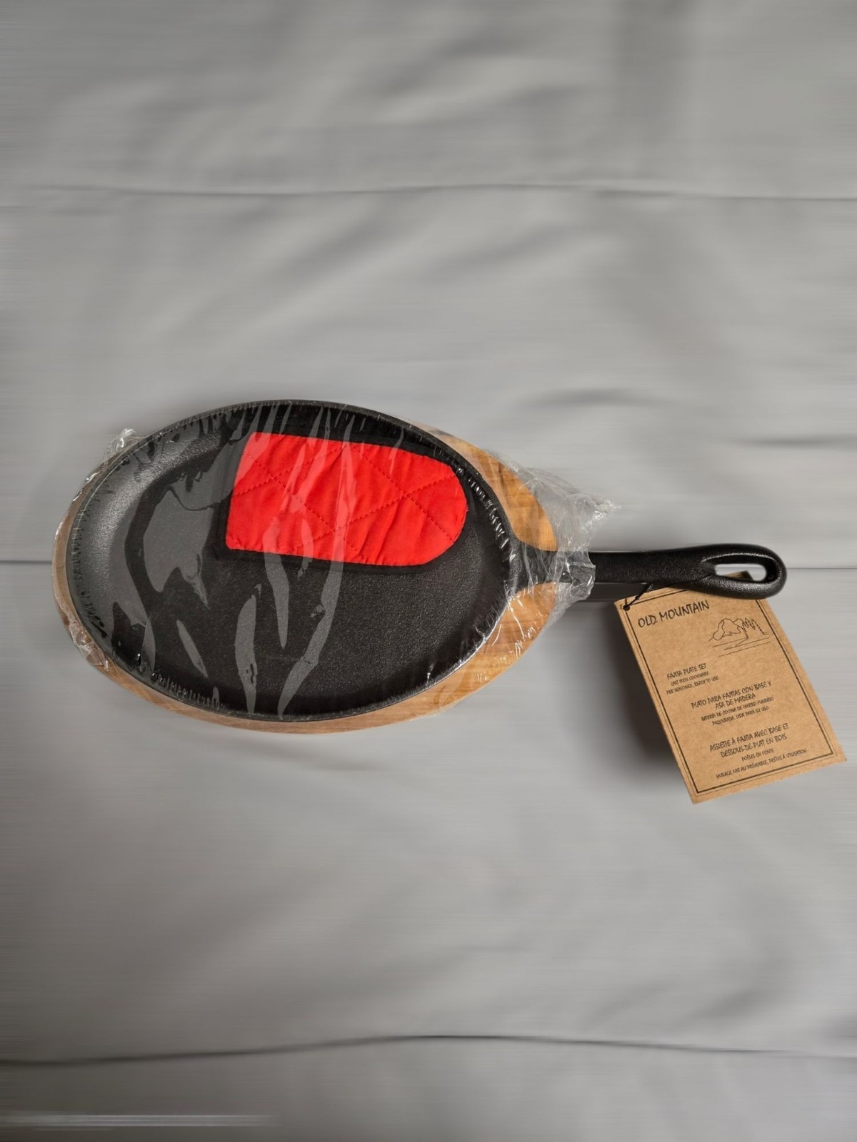 Old Mountain Cast Iron Fajita Skillet w/ Wooden Underliner Plate Set NWT