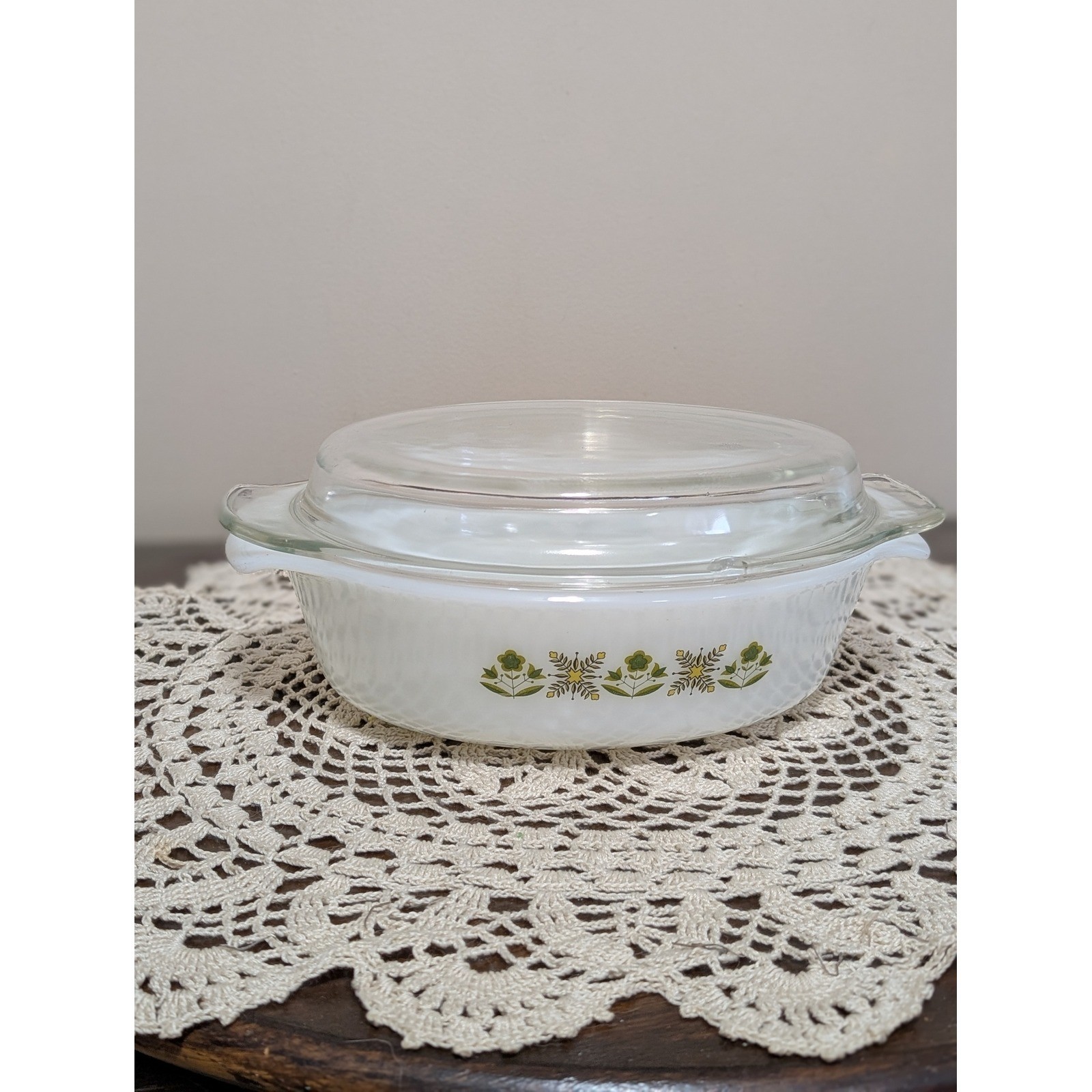 Vintage Anchor Hocking Fire-King Casserole Dish 1.5 QT green Meadows Floral