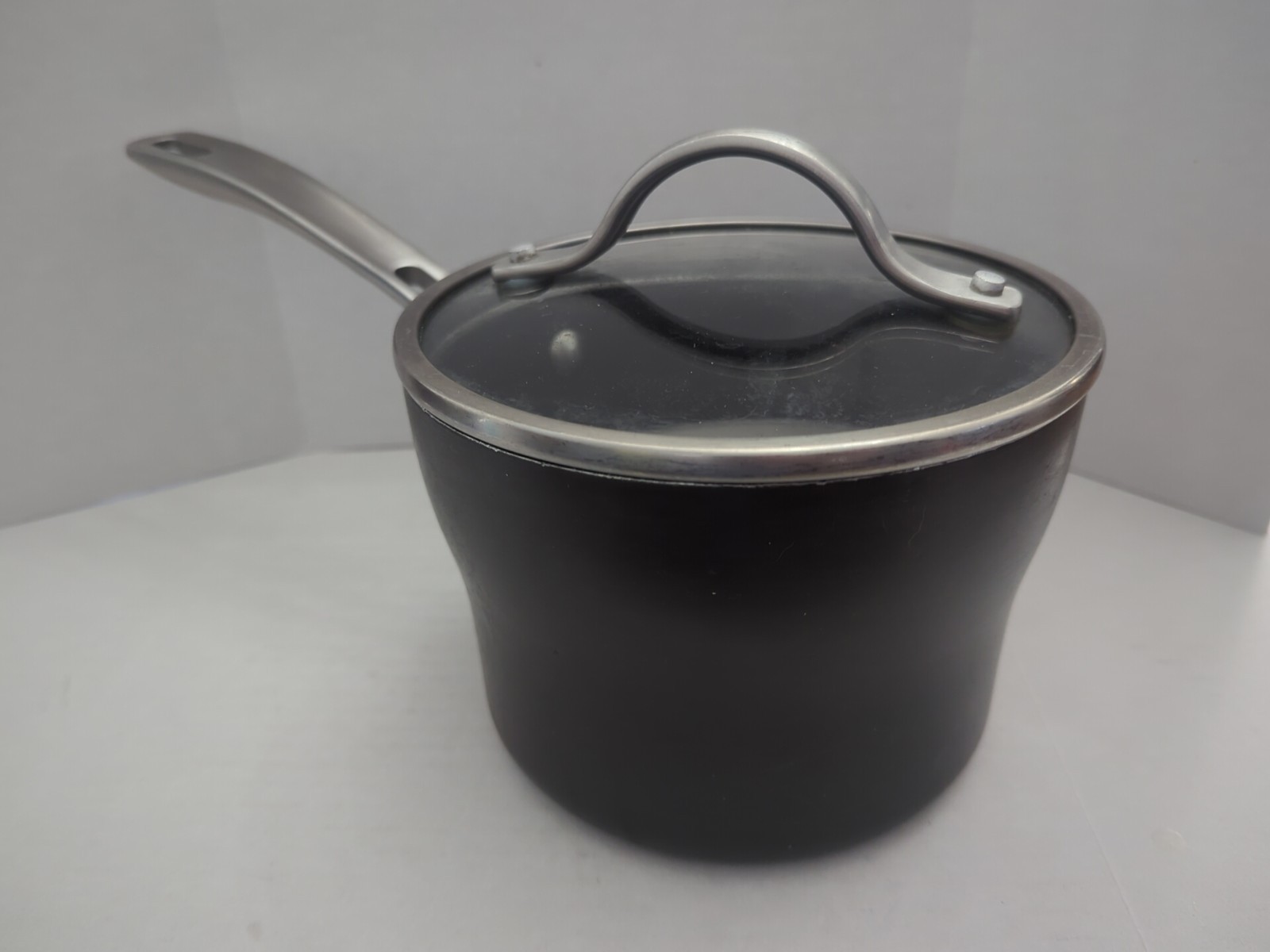 Kirkland Signature 2qt Saucepan Anodized Nonstick Aluminum Sauté Pot & Lid