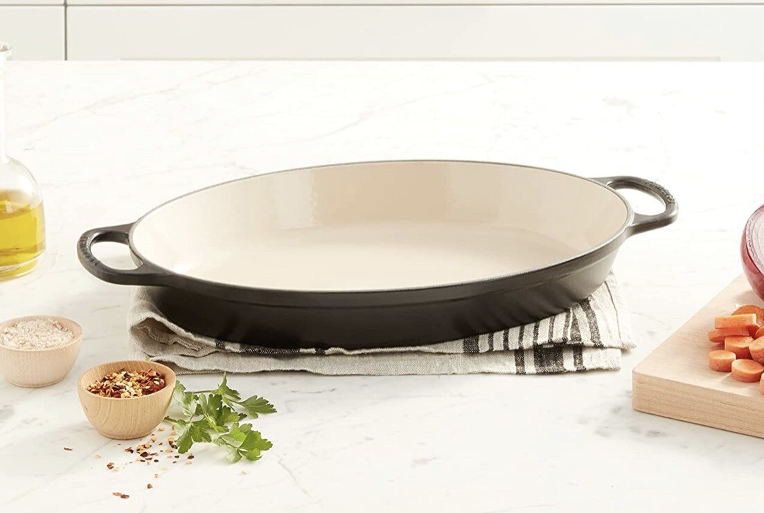 NIB LE CREUSET 3 QT SIGNATURE NOIR MATTE BLACK OVAL CAST IRON BAKER ENAMELED