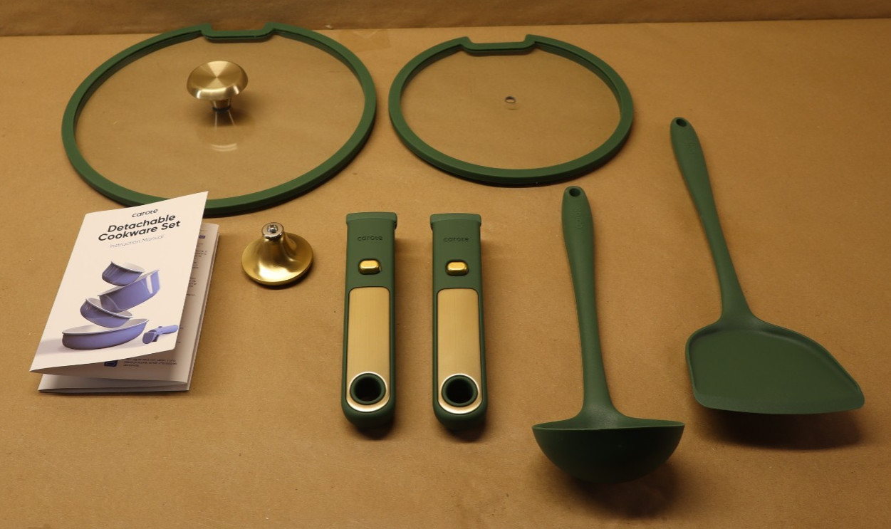 Carote 11pc Nonstick Cookware Set Detachable Handle Induction Oven Safe Green