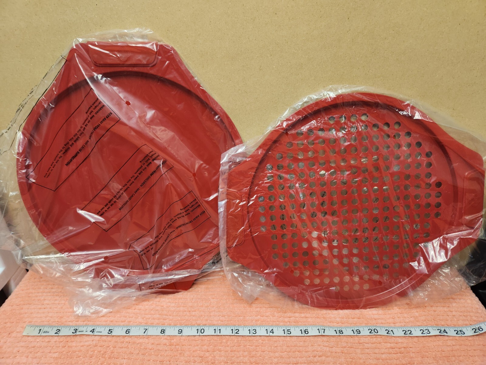 Cooks Companion 2 Pc Pizza Pan Set 15″ x 13″ Pizza Pan Dual Set Red NEW