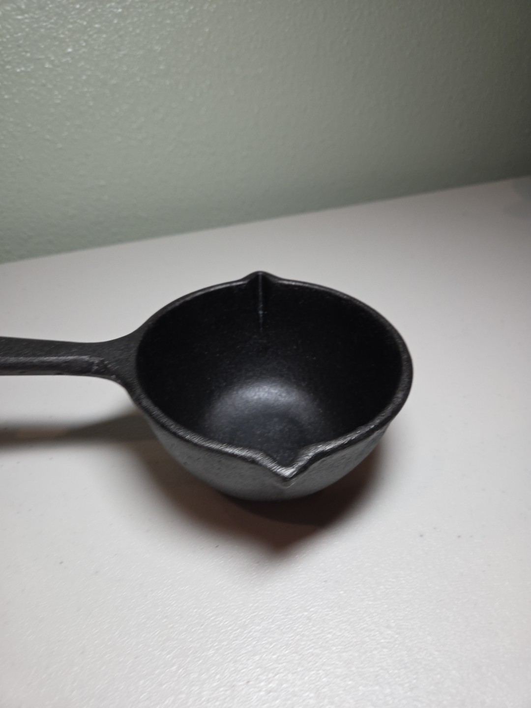 Cast Iron Saucepan, Cast Iron Melting Pot, 4.5inch wide 2.5 inch deep