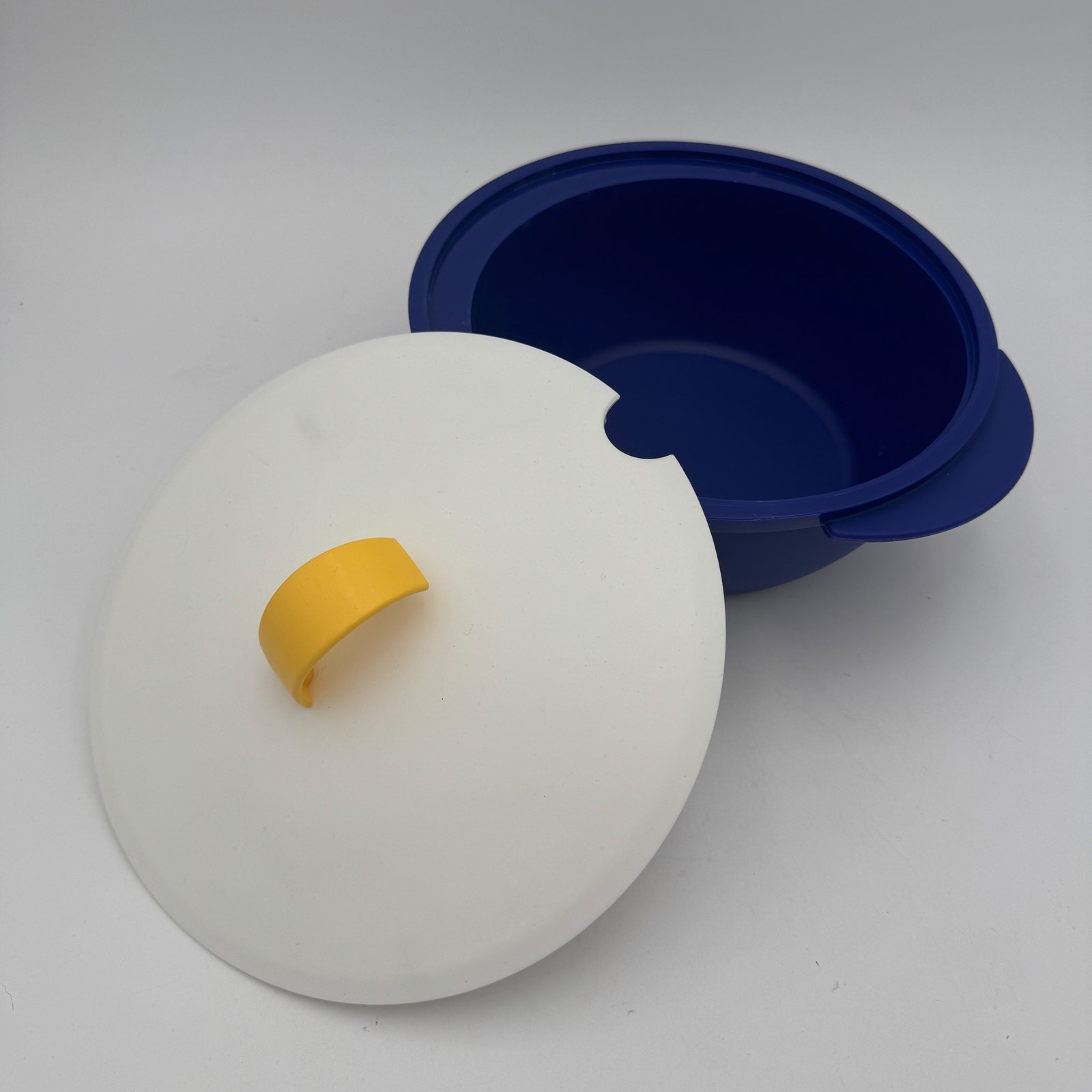 Tupperware Microwave Soup Bowl 4045A-2 & 4046A-2 Purple Yellow 8 Cup Rep Sample
