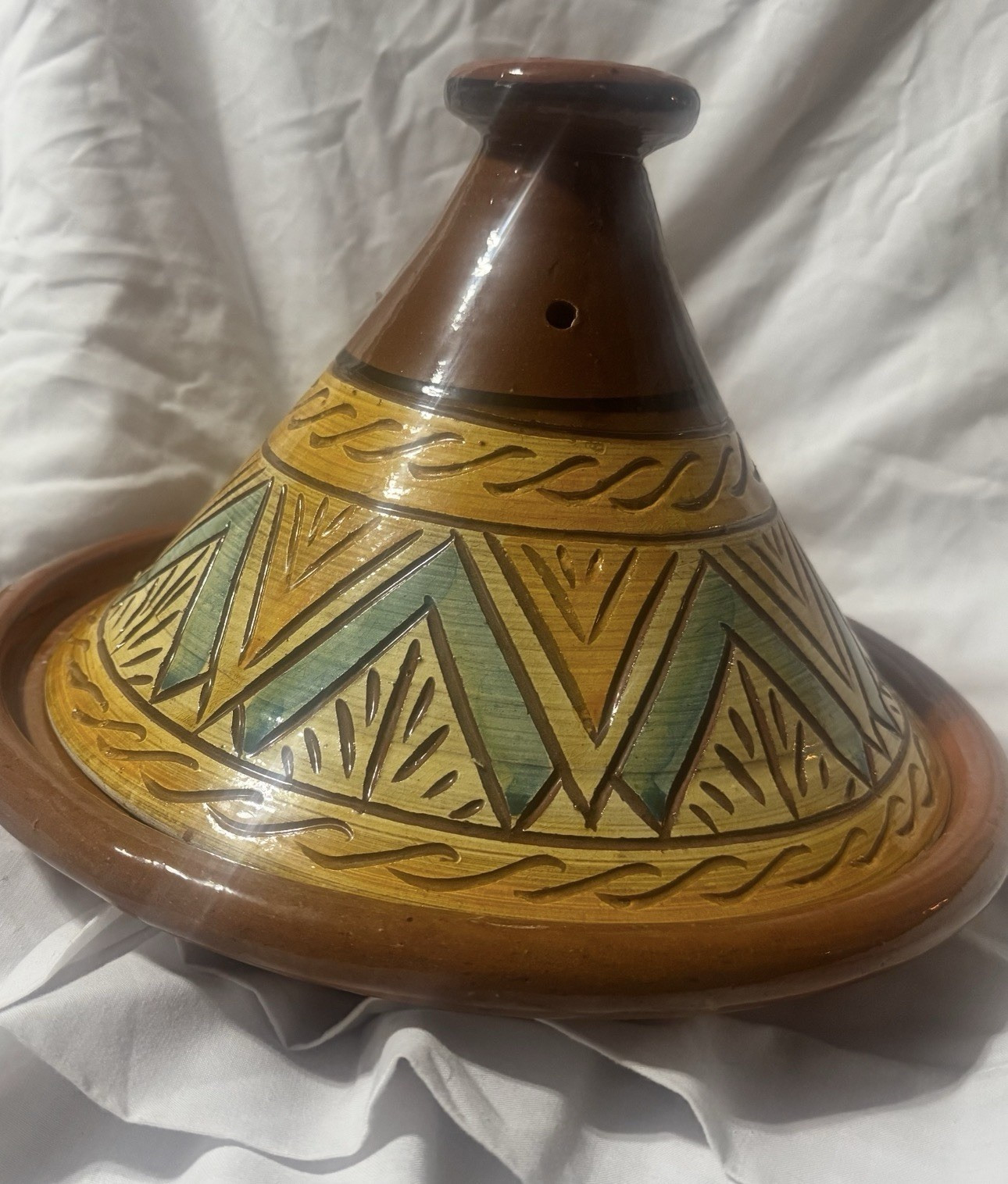 Beautiful Moroccan Ceramic Tagine w/ Lid 4 qt Brown Yellow Green Geometric.9