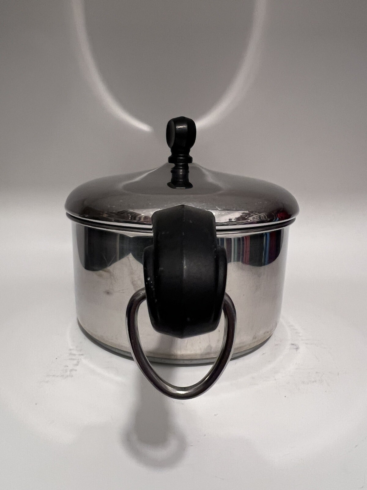 Farberware 18/10 Stainless Steel Aluminum Clad 2QT/1.9L Pot With Lid