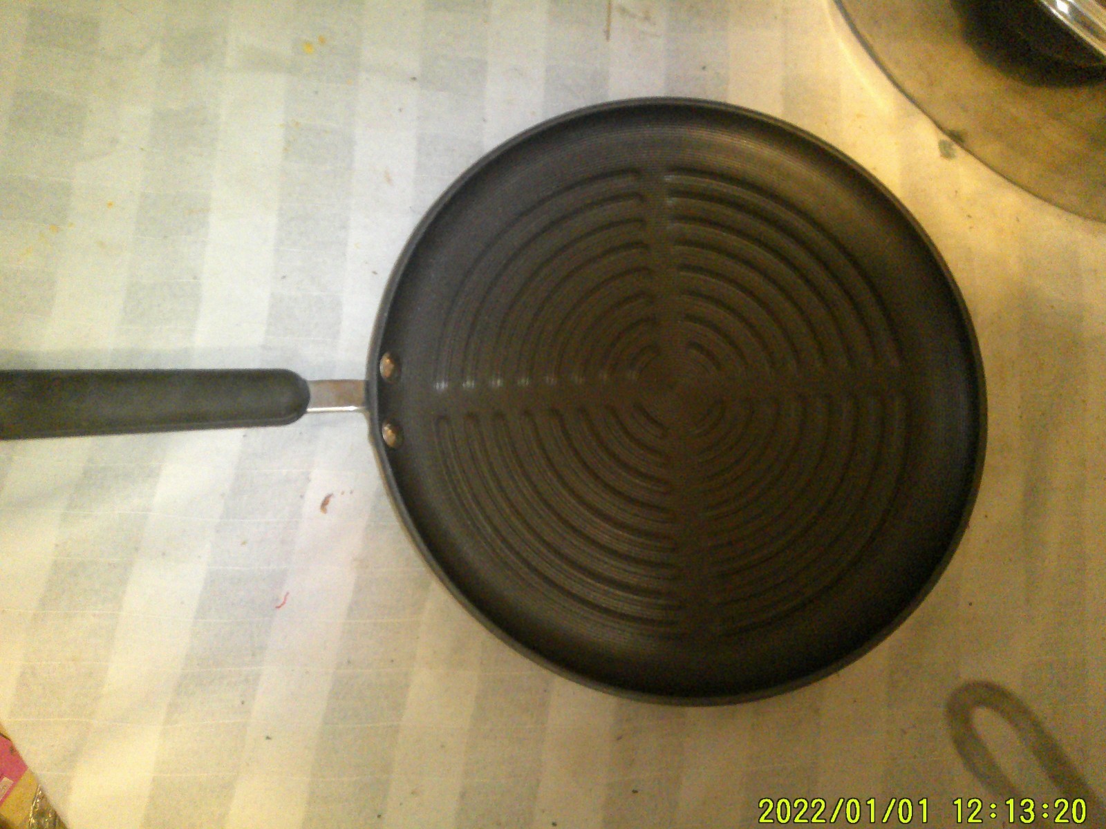 ROUND UNUSED GRIDDLE FRYER PAN HONG KONG