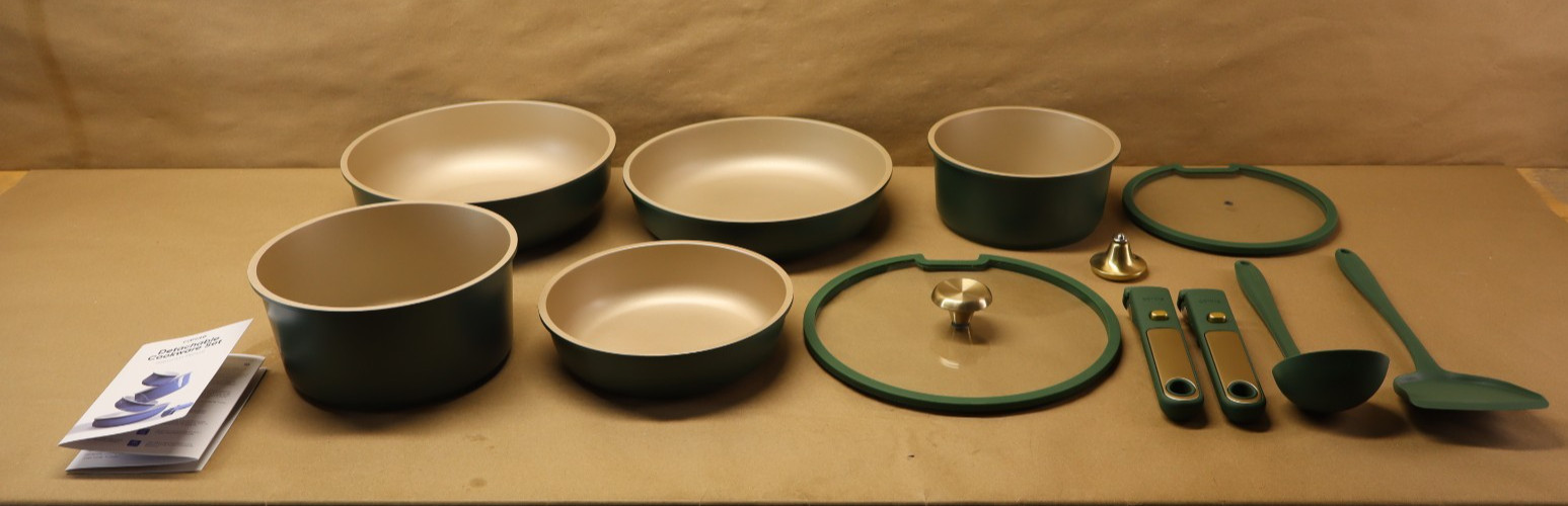 Carote 11pc Nonstick Cookware Set Detachable Handle Induction Oven Safe Green